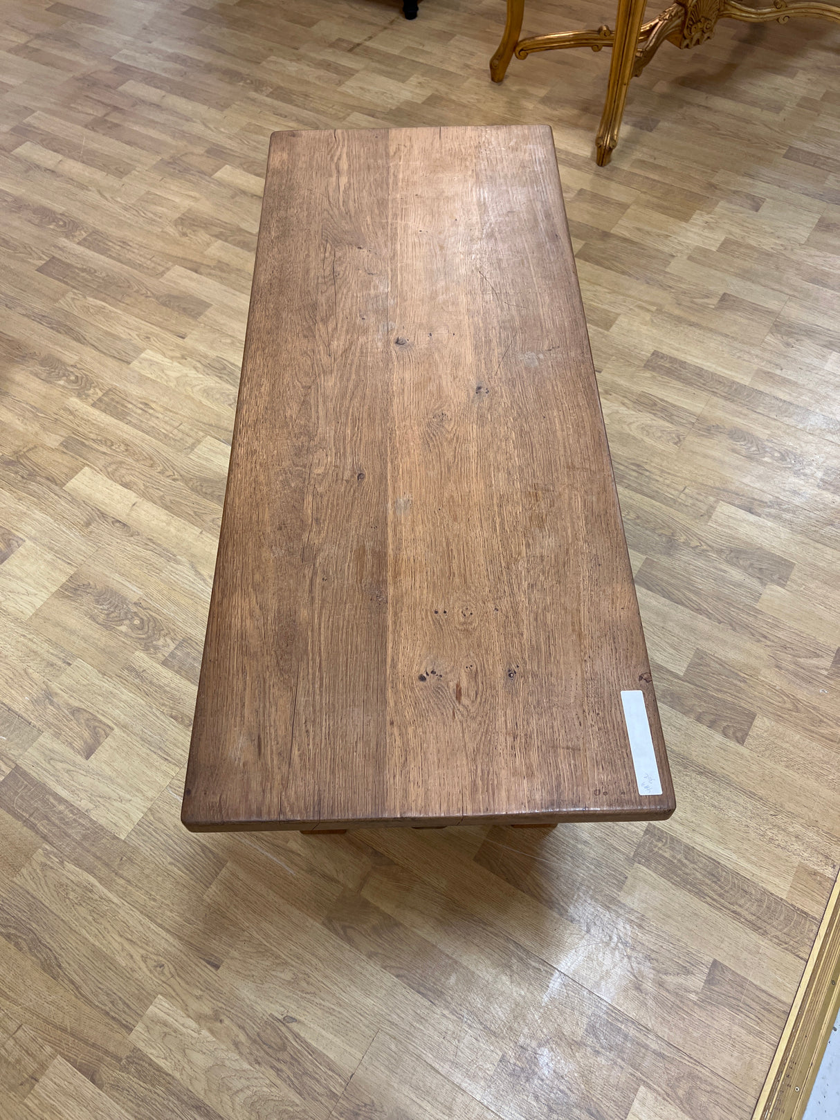 Tamminen sohvapöytä L. 120cm, S. 48cm ja K. 50cm