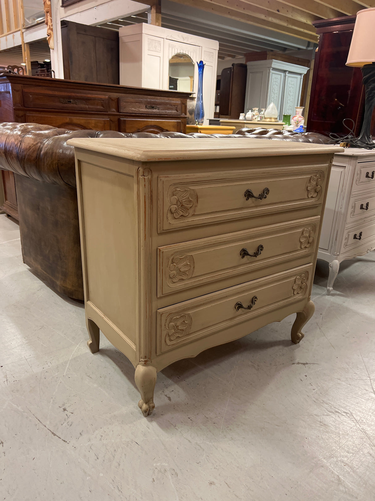 Rokokoo vetolaatikko lipasto L.79,5cm, S. 44,5cm ja K. 76,5cm