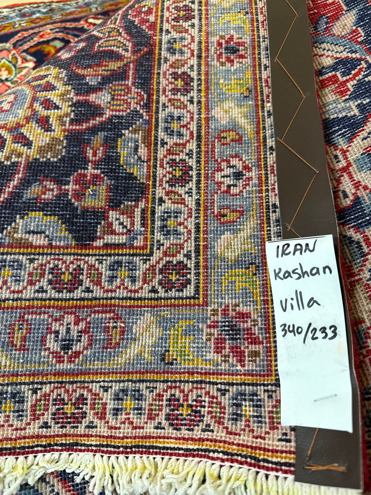 Upea aito käsinsolmittu villamatto 340cm x 233cm Kashan