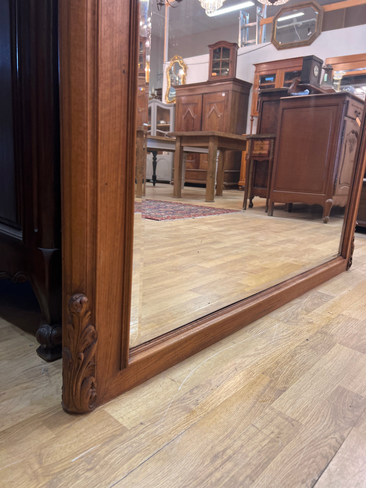 Giant facet-cut mirror with hardwood frame. W. 140cm and H. 241cm