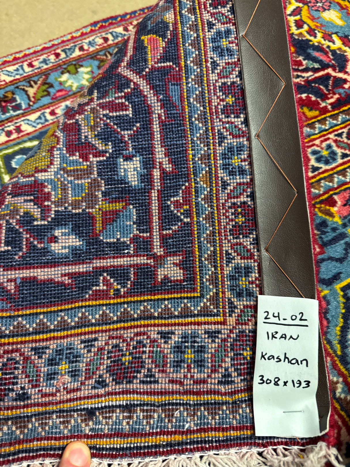 Upea aito käsinsolmittu villamatto 308cm x 193cm Kashan