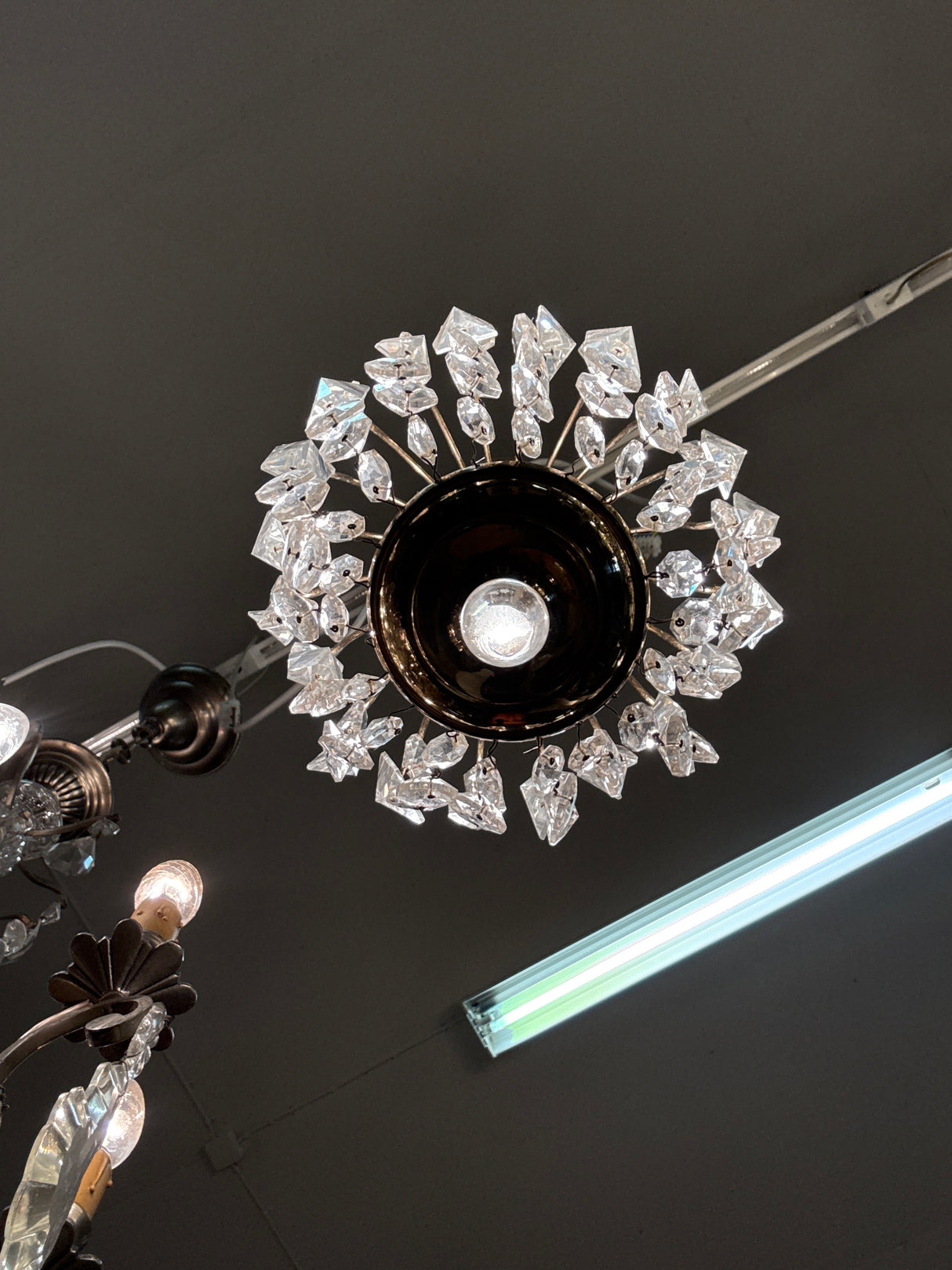 Kaunis ja erikoinen pussikruunu K. 38cm, H.22cm