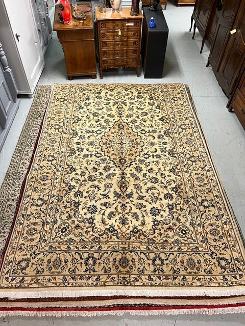 Upea aito käsinsolmittu villamatto 322cm x 200cm Kashan