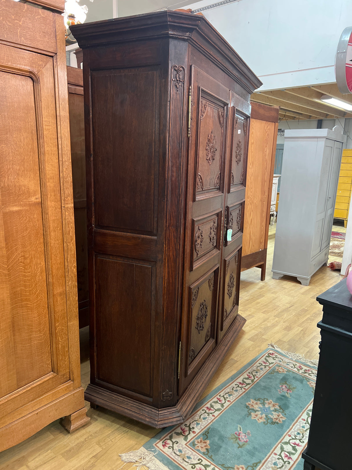 Wardrobe from the late 19th century