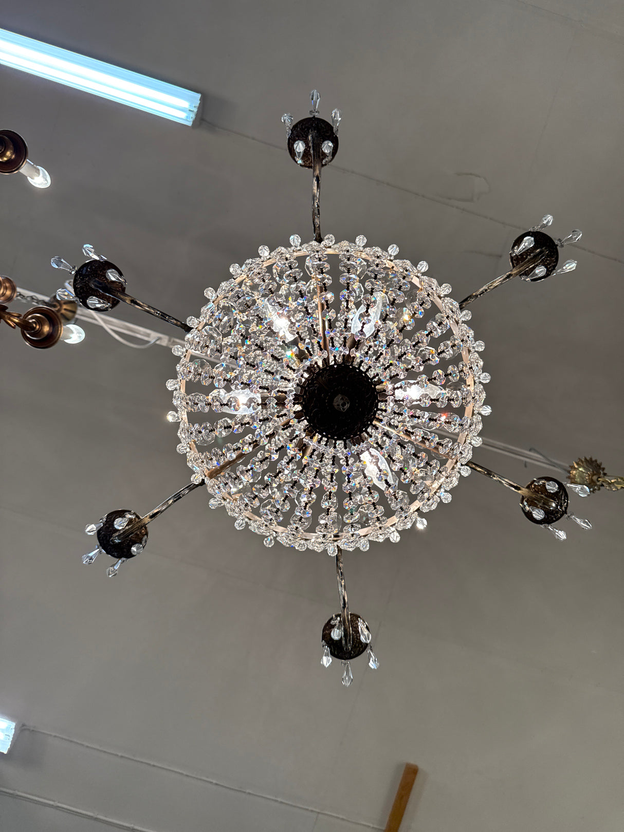 Kaunis 6-arminen empire-kruunu