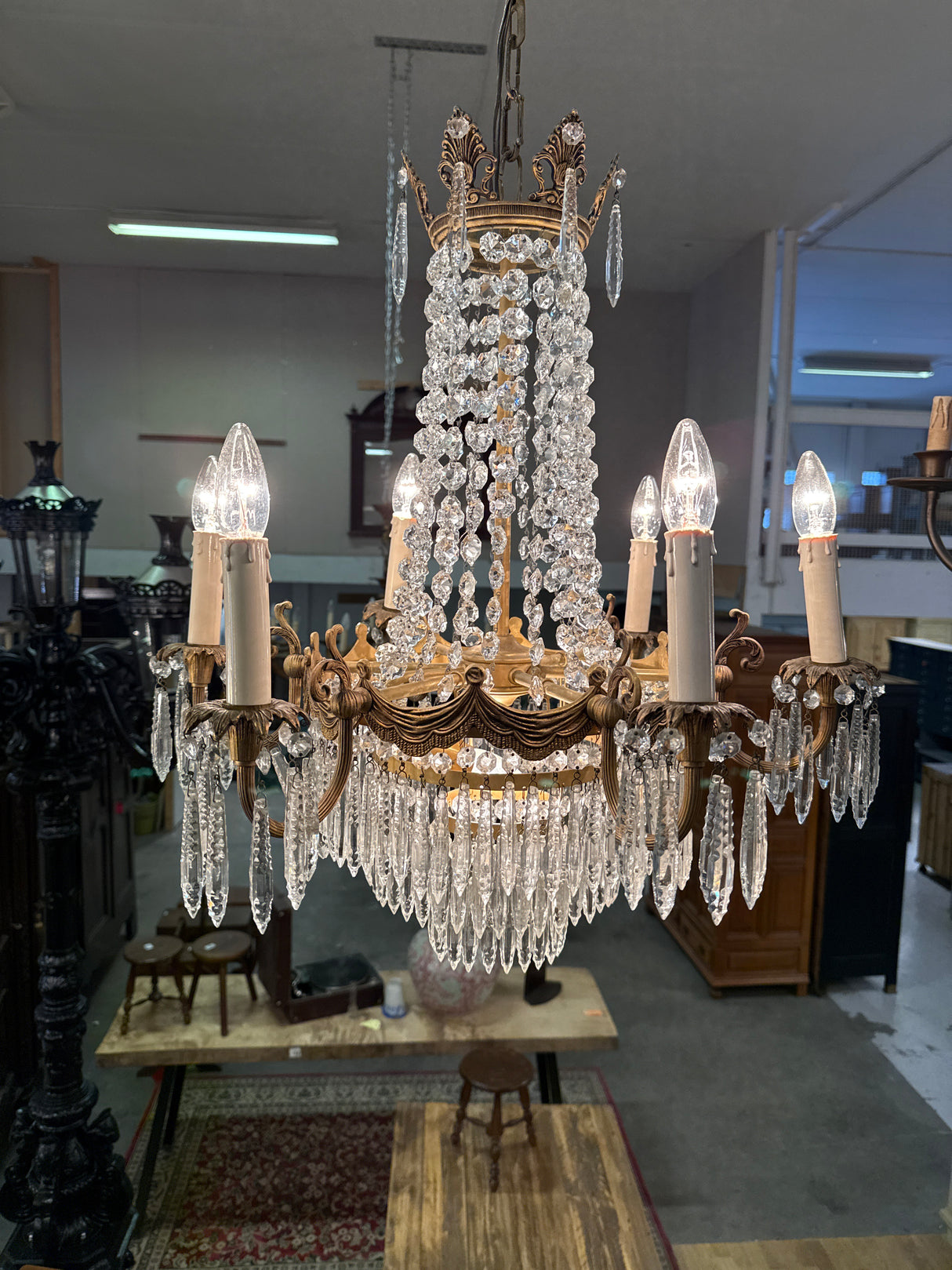Kaunis empire-kristallikruunu K.64cm, H.59cm