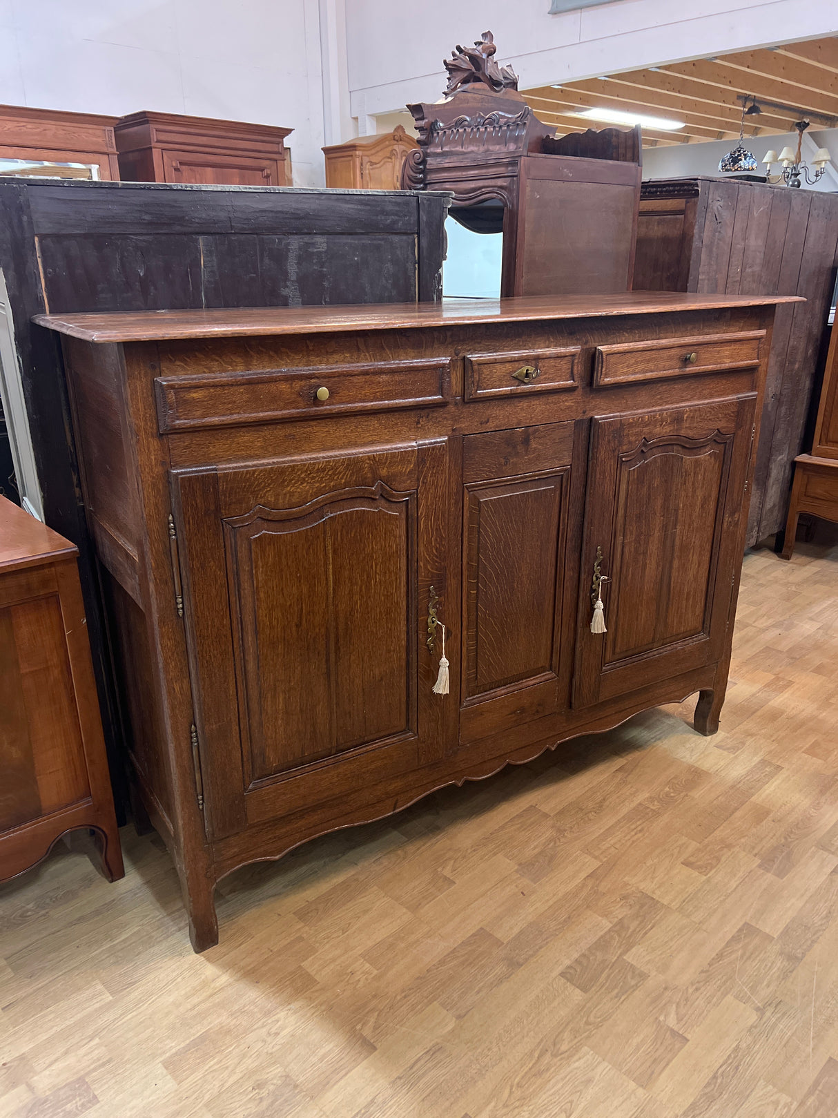 Tammi senkki L. 172cm, S. 53,5cm ja K. 125cm