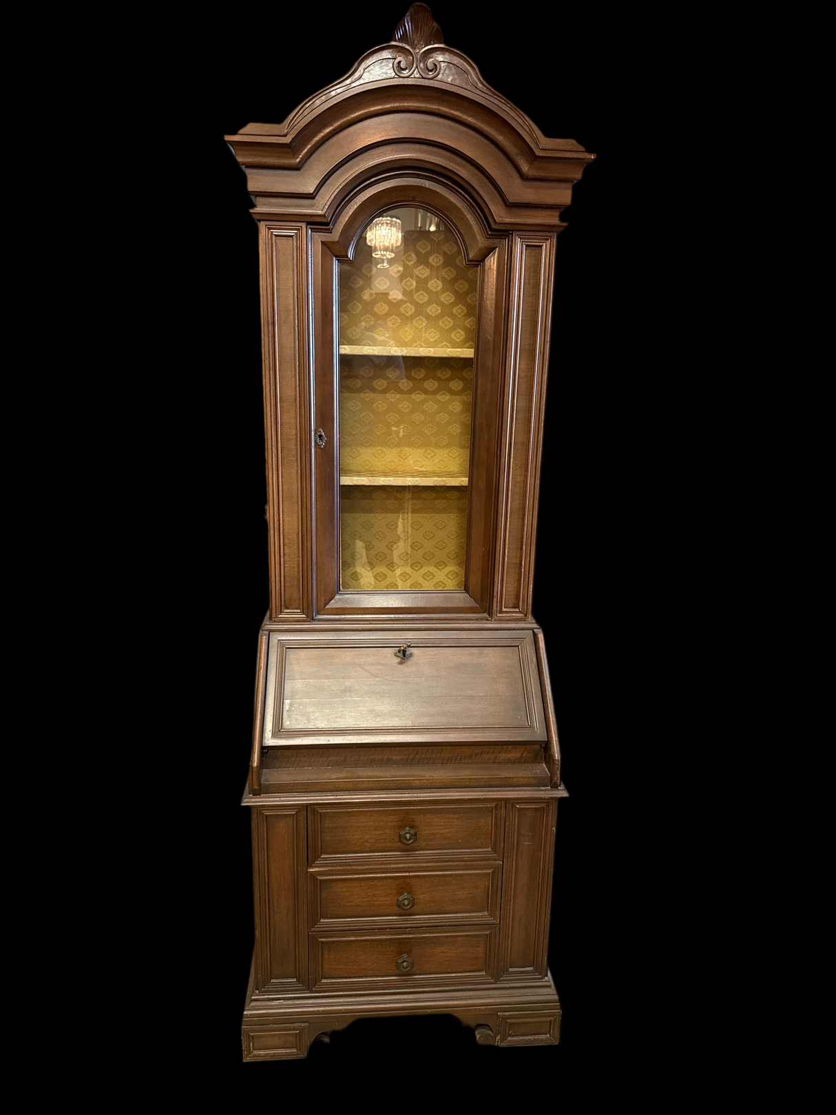 Italialainen klaffi-vitriini L.63cm, S.41cm, K.195cm