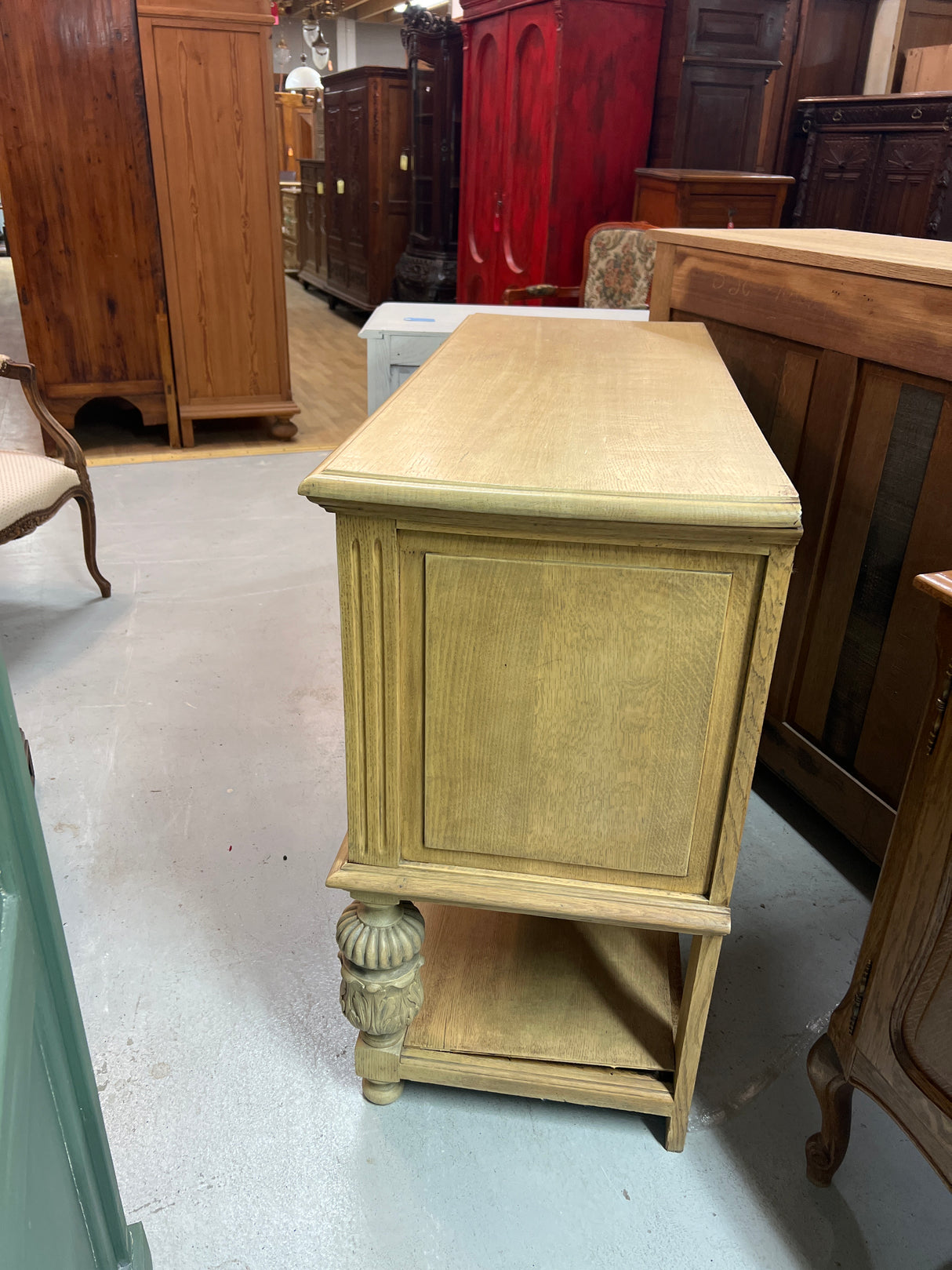 Baroque sideboard/TV stand W.110cm, D. 44.5cm and H. 85.5cm