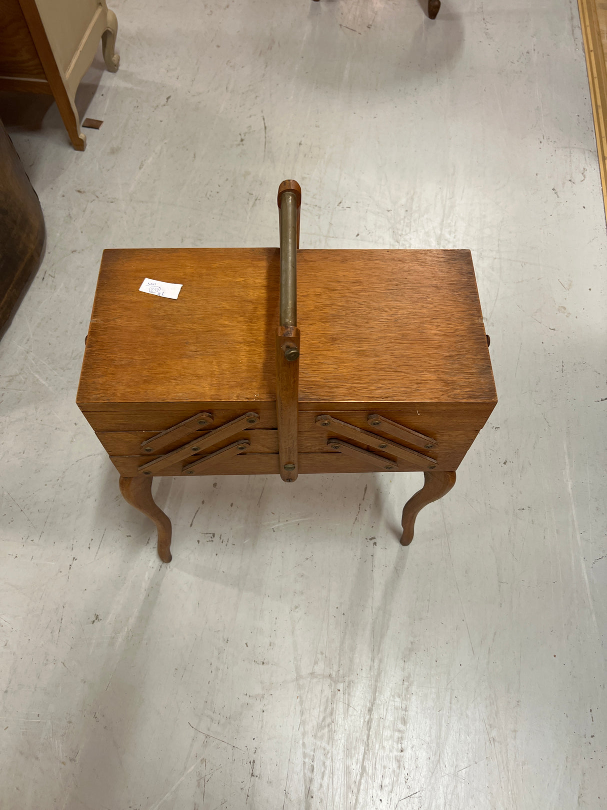 Ompelupakki L. 55cm, S. 25cm ja K. 78cm