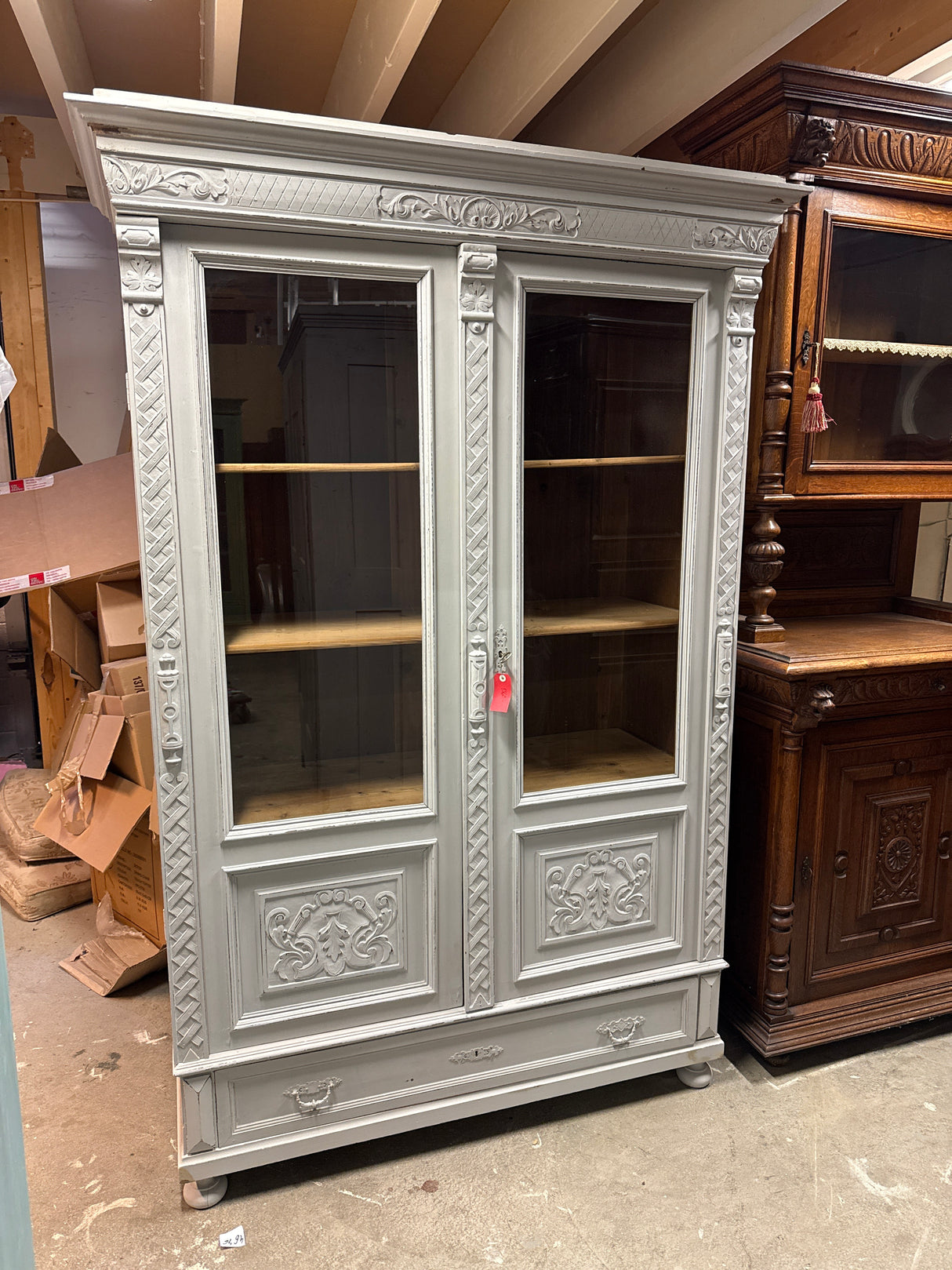 Superb display cabinet L.134cm, W.56cm, H.200cm