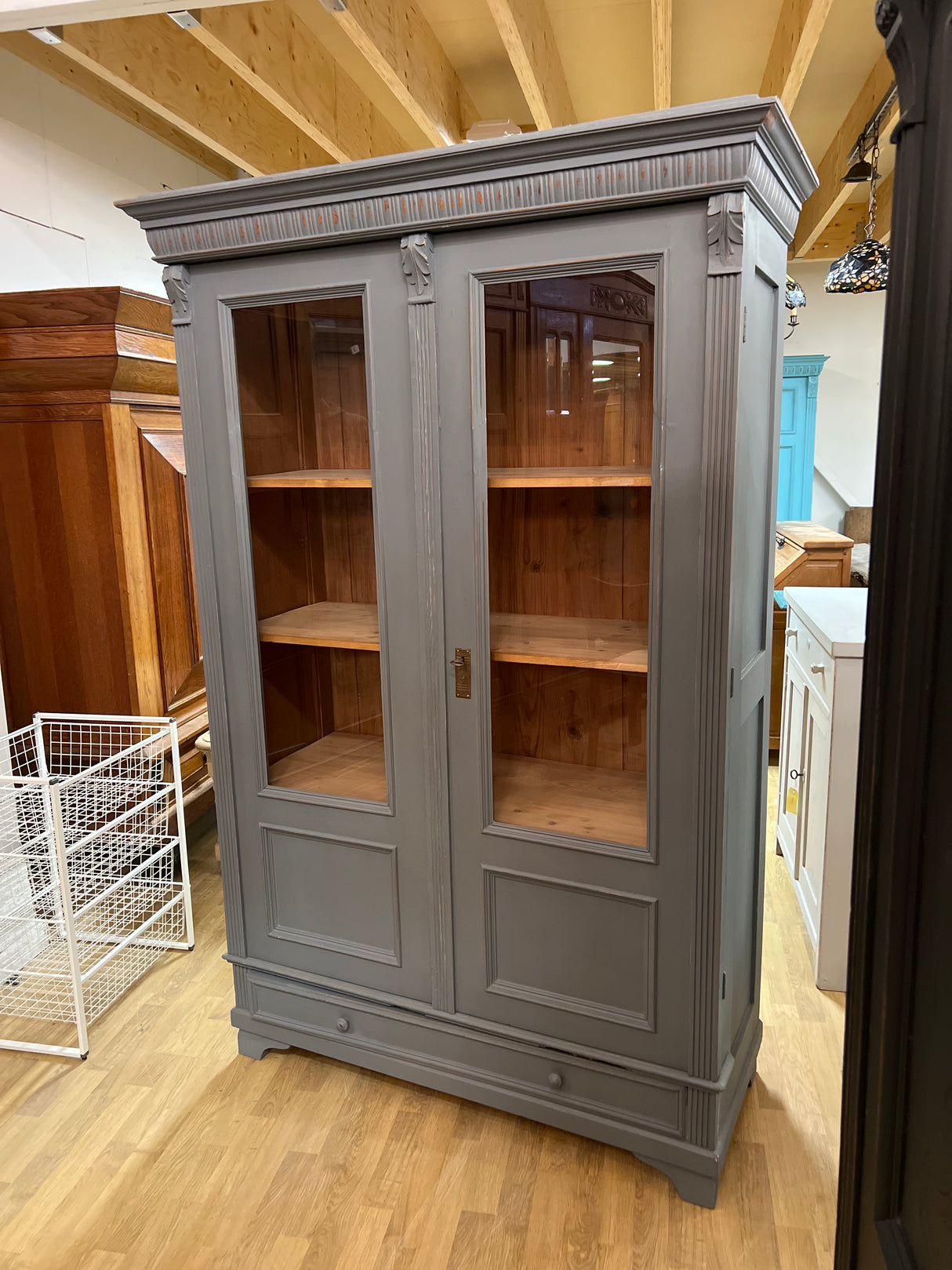 Display cabinet