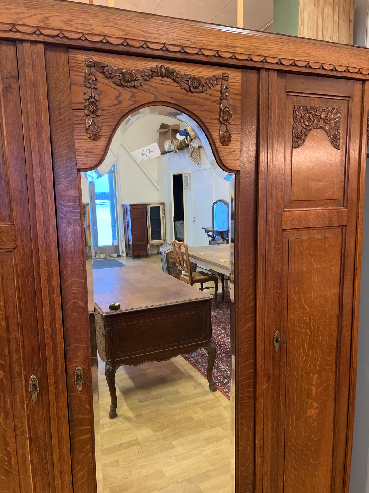 Jugend vaatekaappi L. 153cm, S. 56,5cm ja K. 202cm