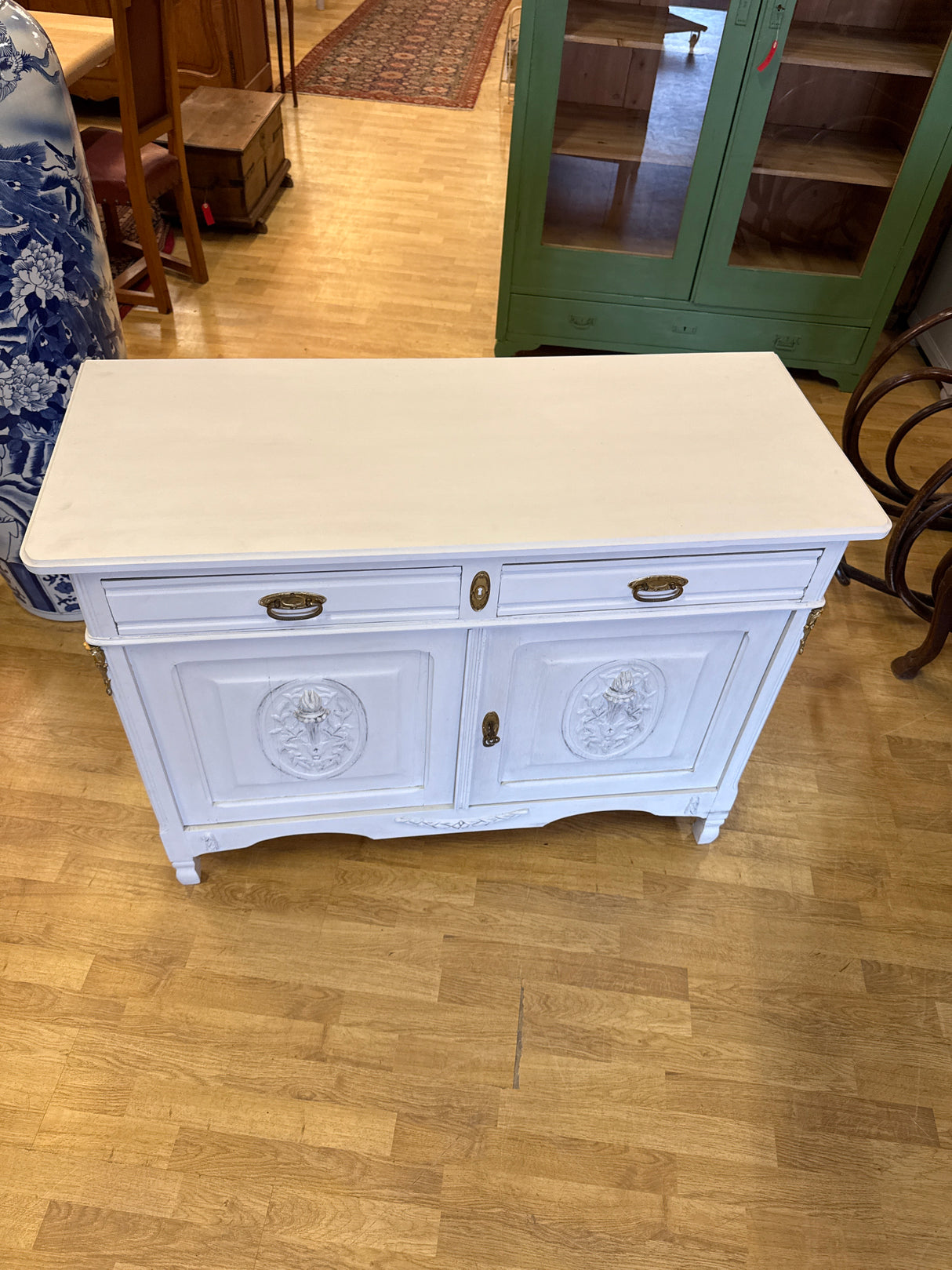 Light gray Art Nouveau sideboard W.120cm, D.50cm, H.87cm