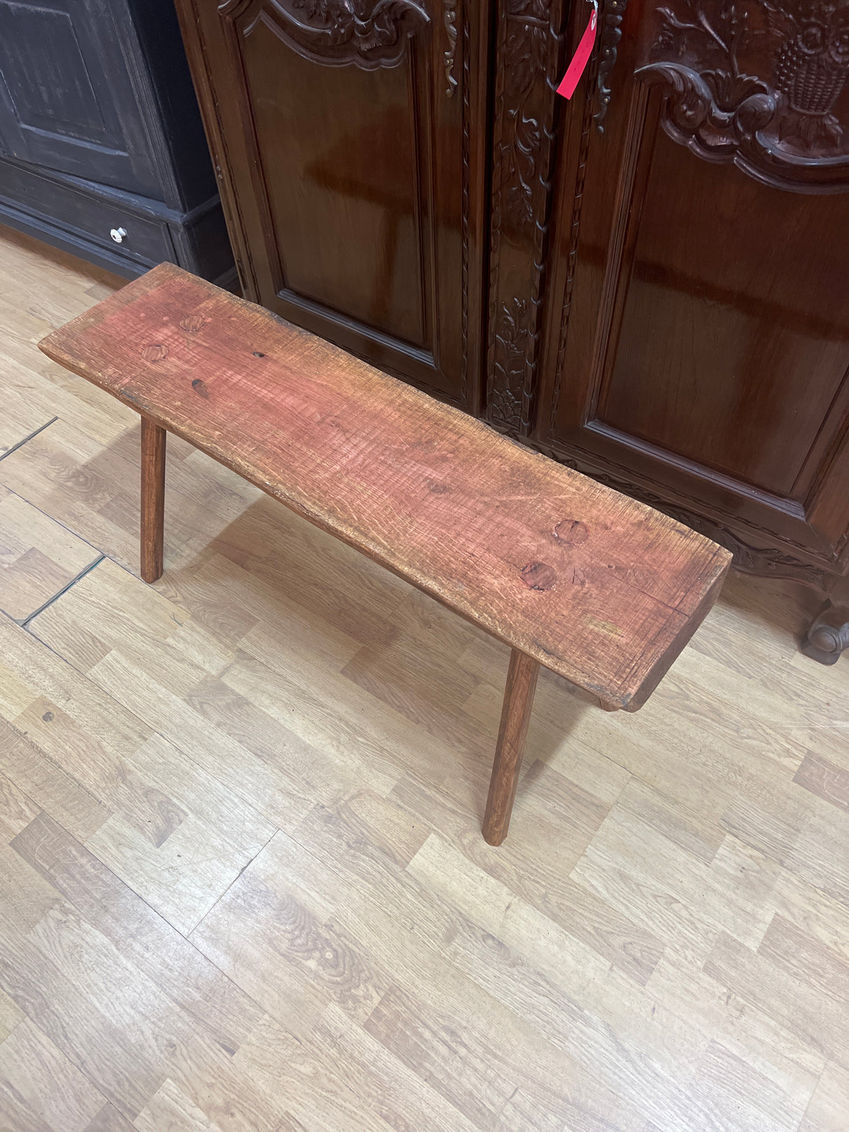 Hieno talonpoikais penkki L. 99cm, S. 26cm ja K. 47,5cm