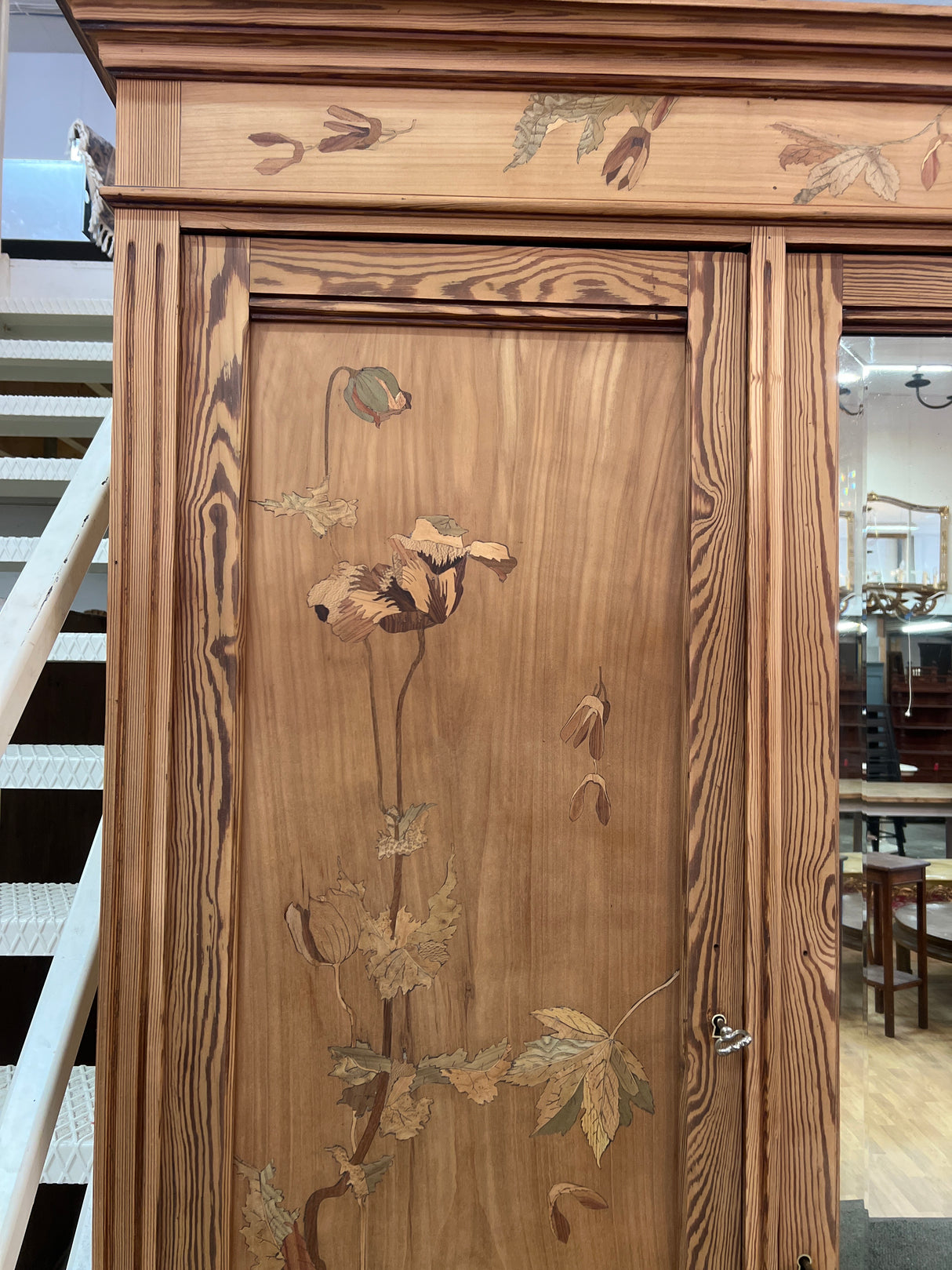 Beautiful wooden wardrobe with a finished surface. Width 119.5cm, Depth 49.5cm, Height 211.5cm.