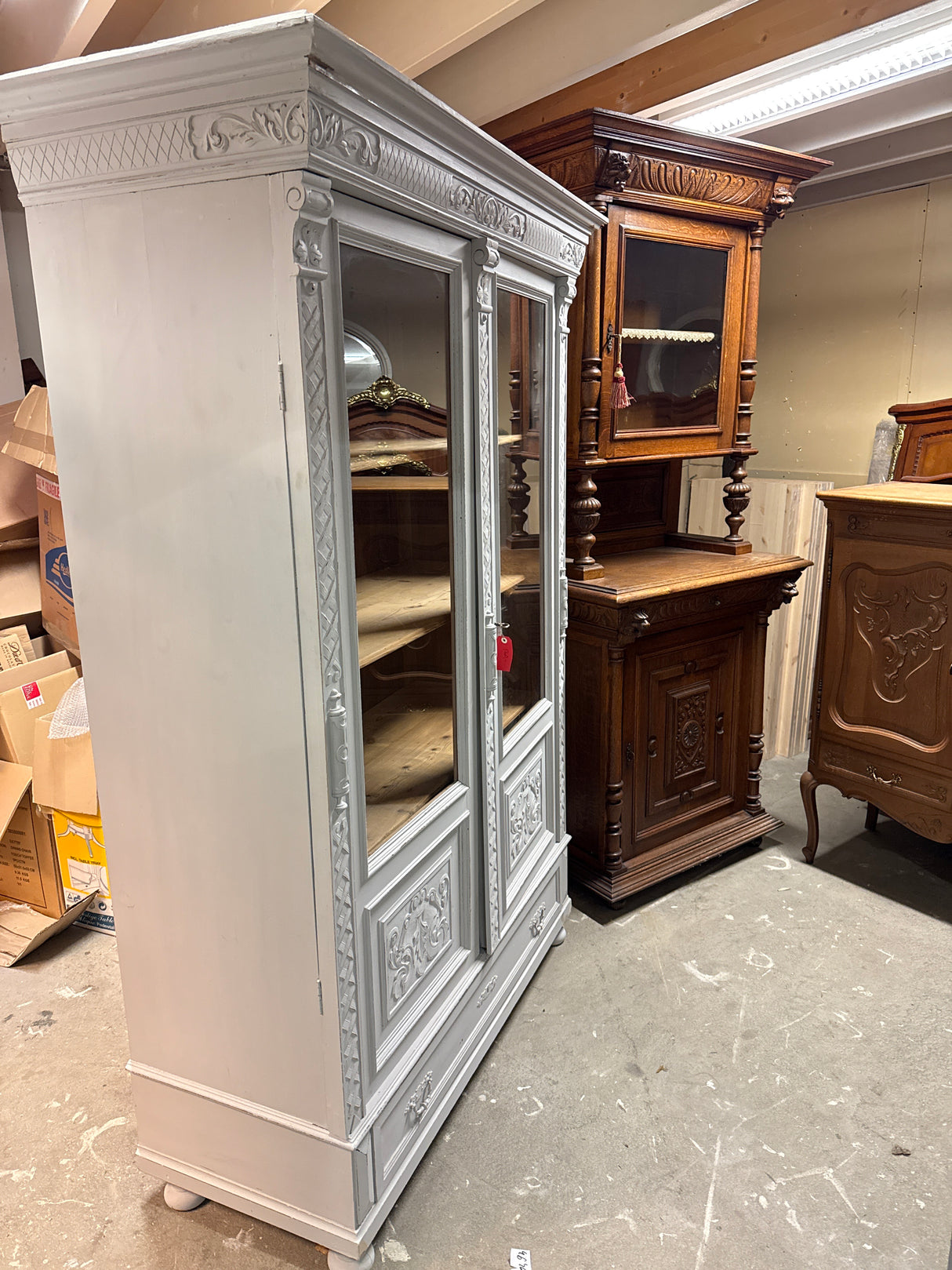 Superb display cabinet L.134cm, W.56cm, H.200cm