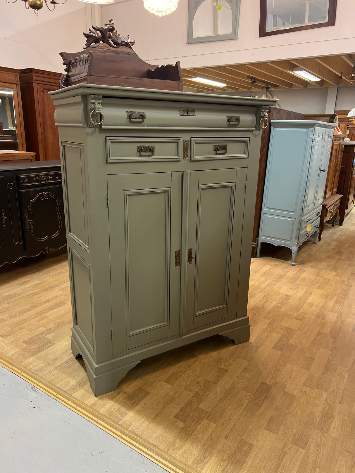 Liinavaatekaappi L.110cm, S.50cm, K.151cm