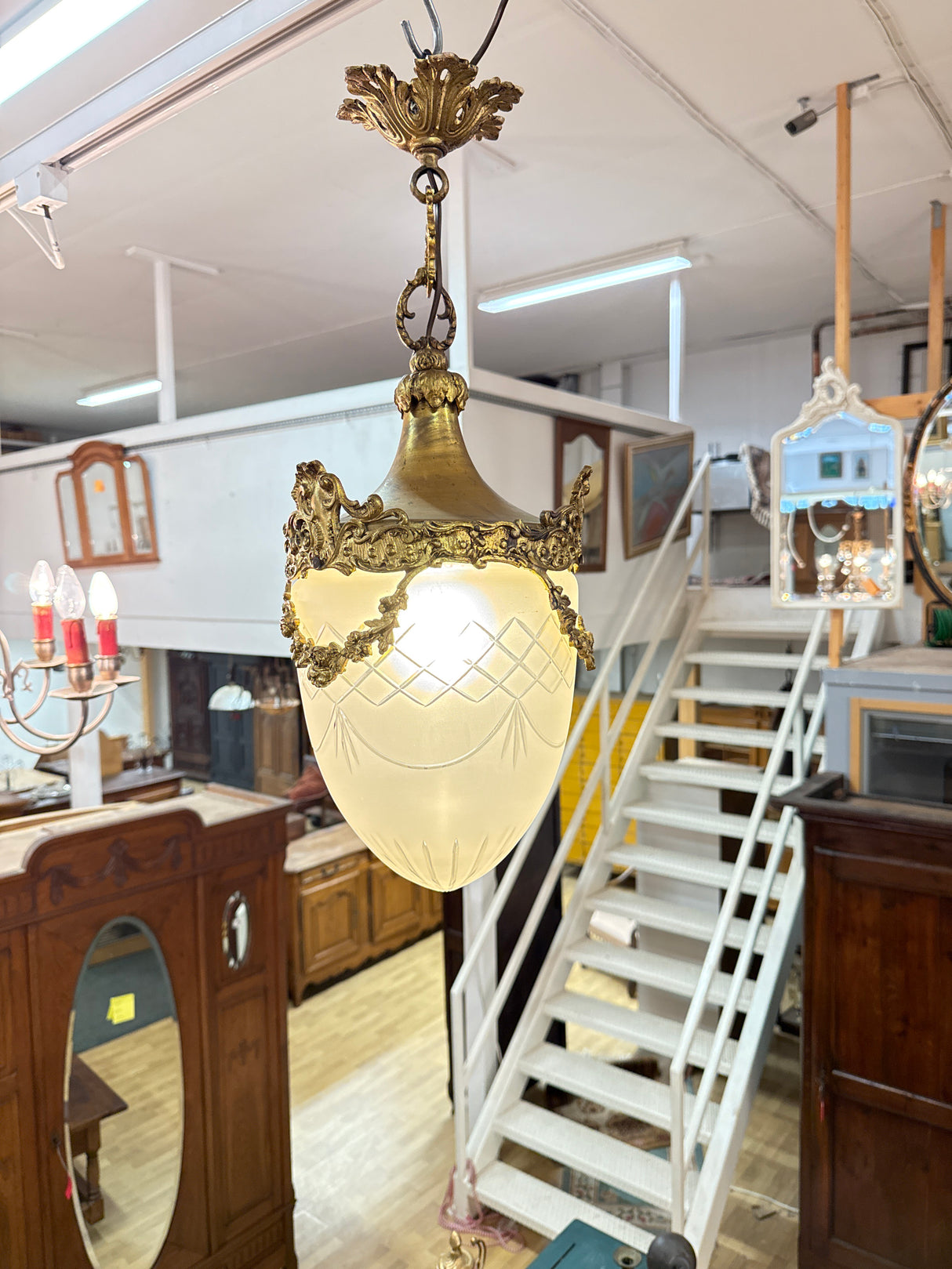 Beautiful Empire lamp, W.43cm, H.24cm