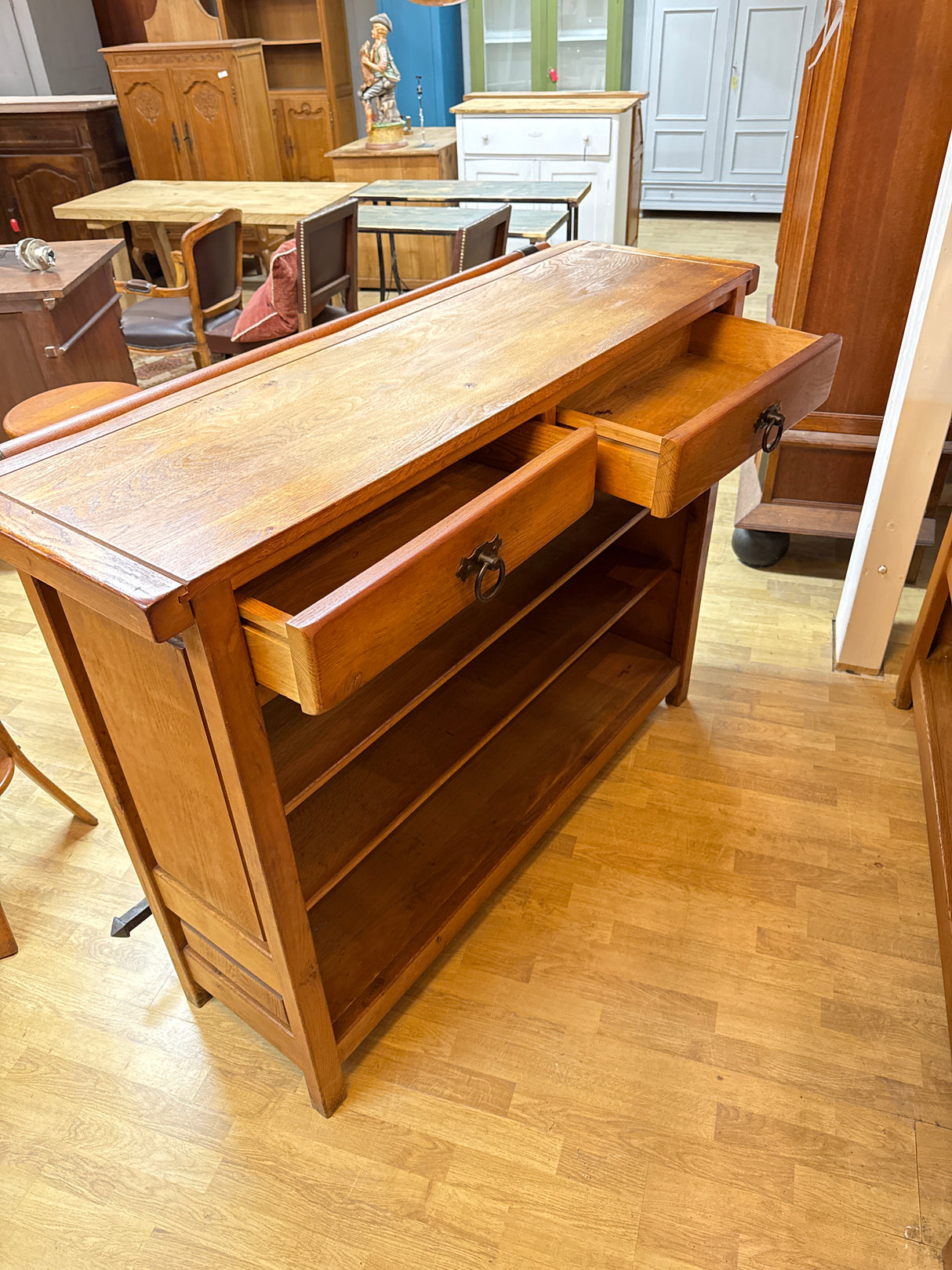 Kotibaari kokonaisuus