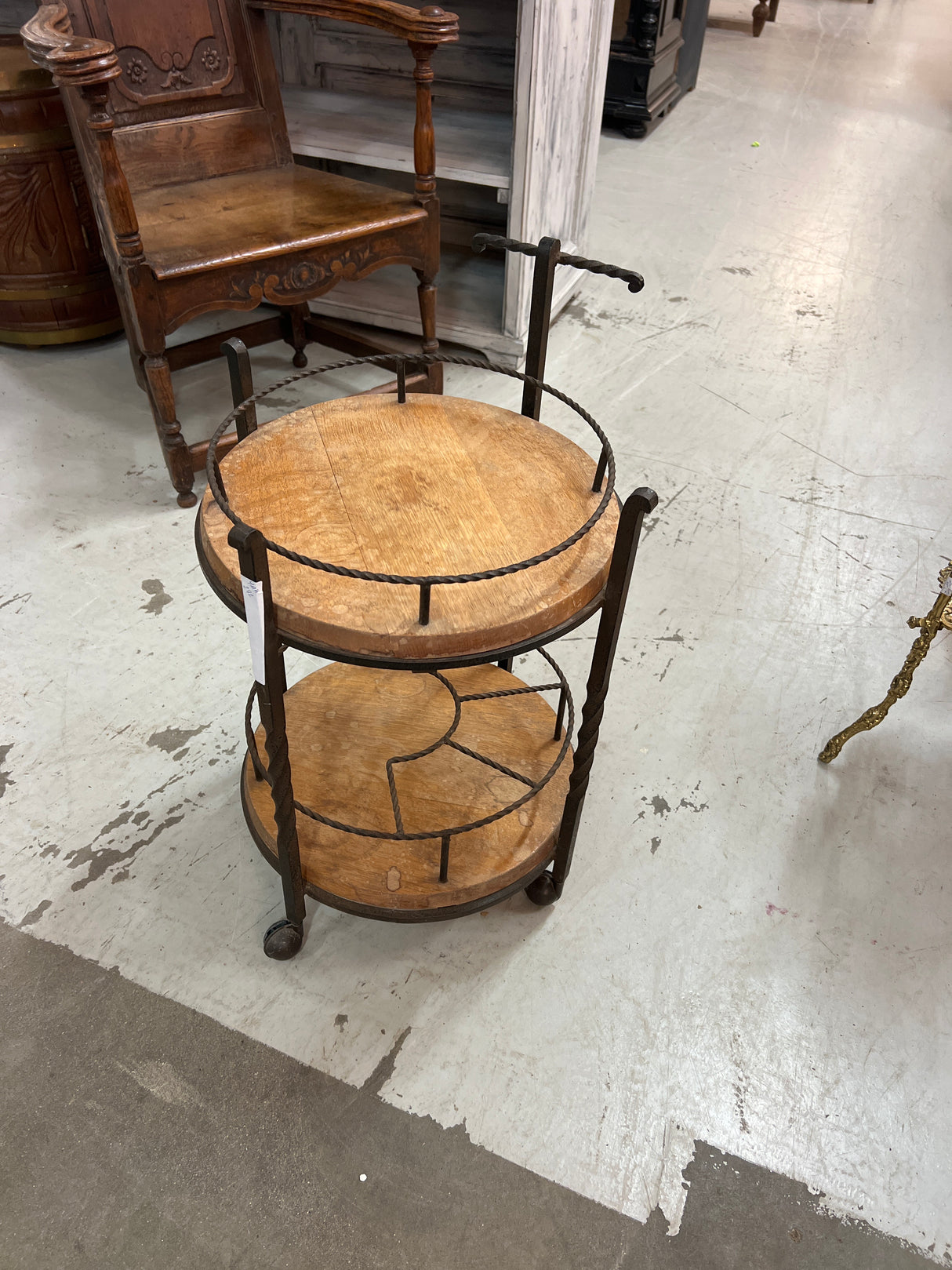 Serving cart