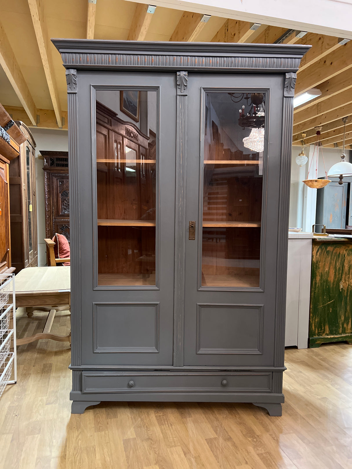 Display cabinet
