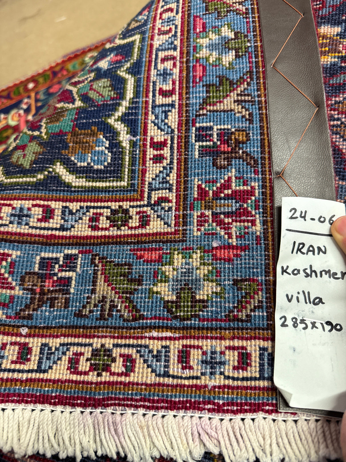 Upea aito käsinsolmittu villamatto 285cm x 190cm Kashmer