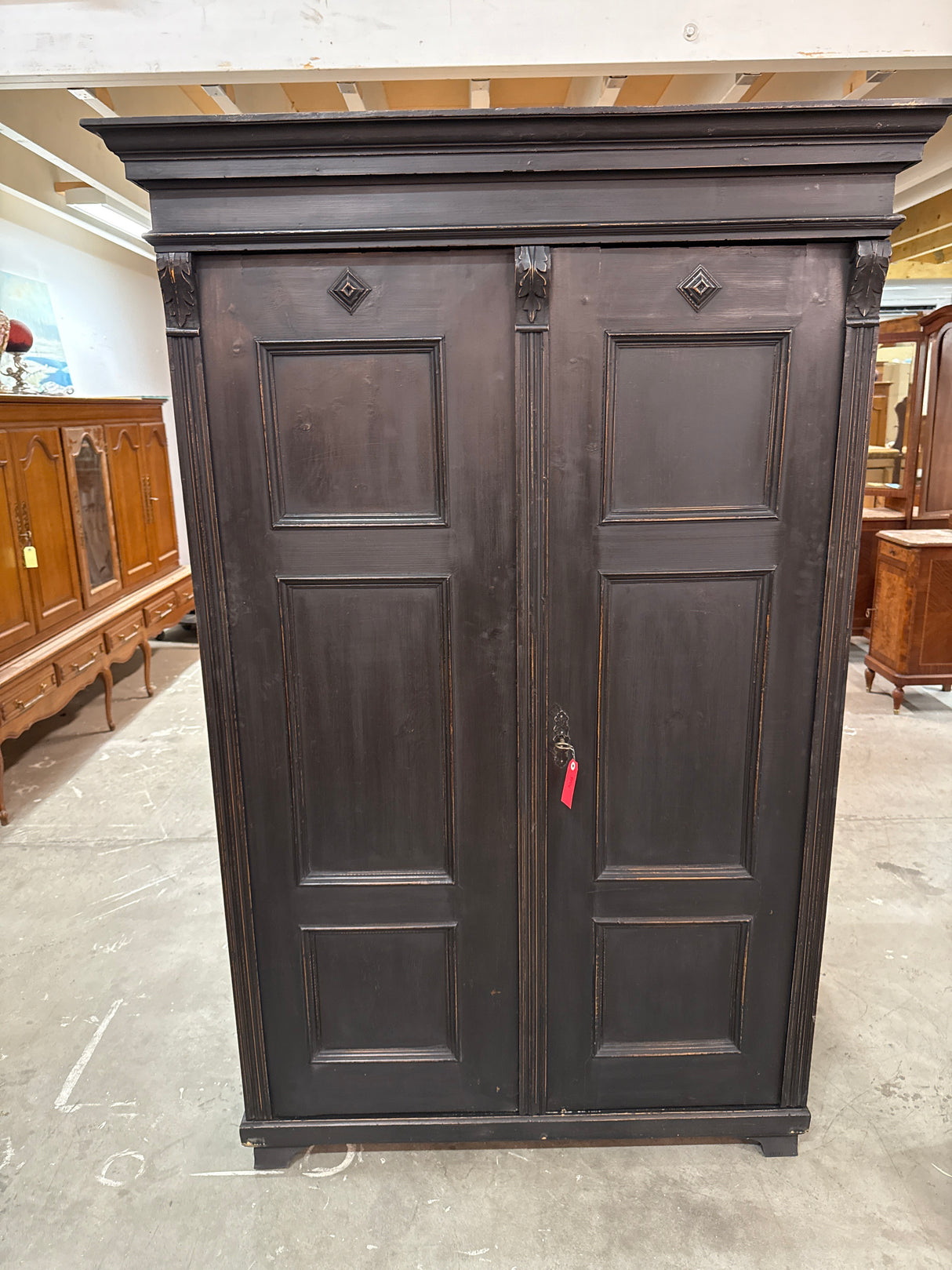 Black peasant cabinet W. 121.5cm, D,65cm, H. 185cm