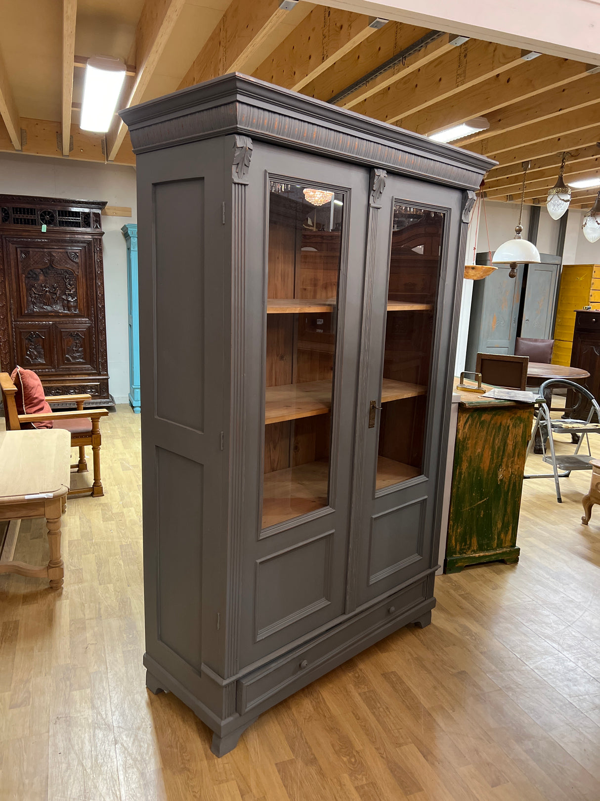 Display cabinet