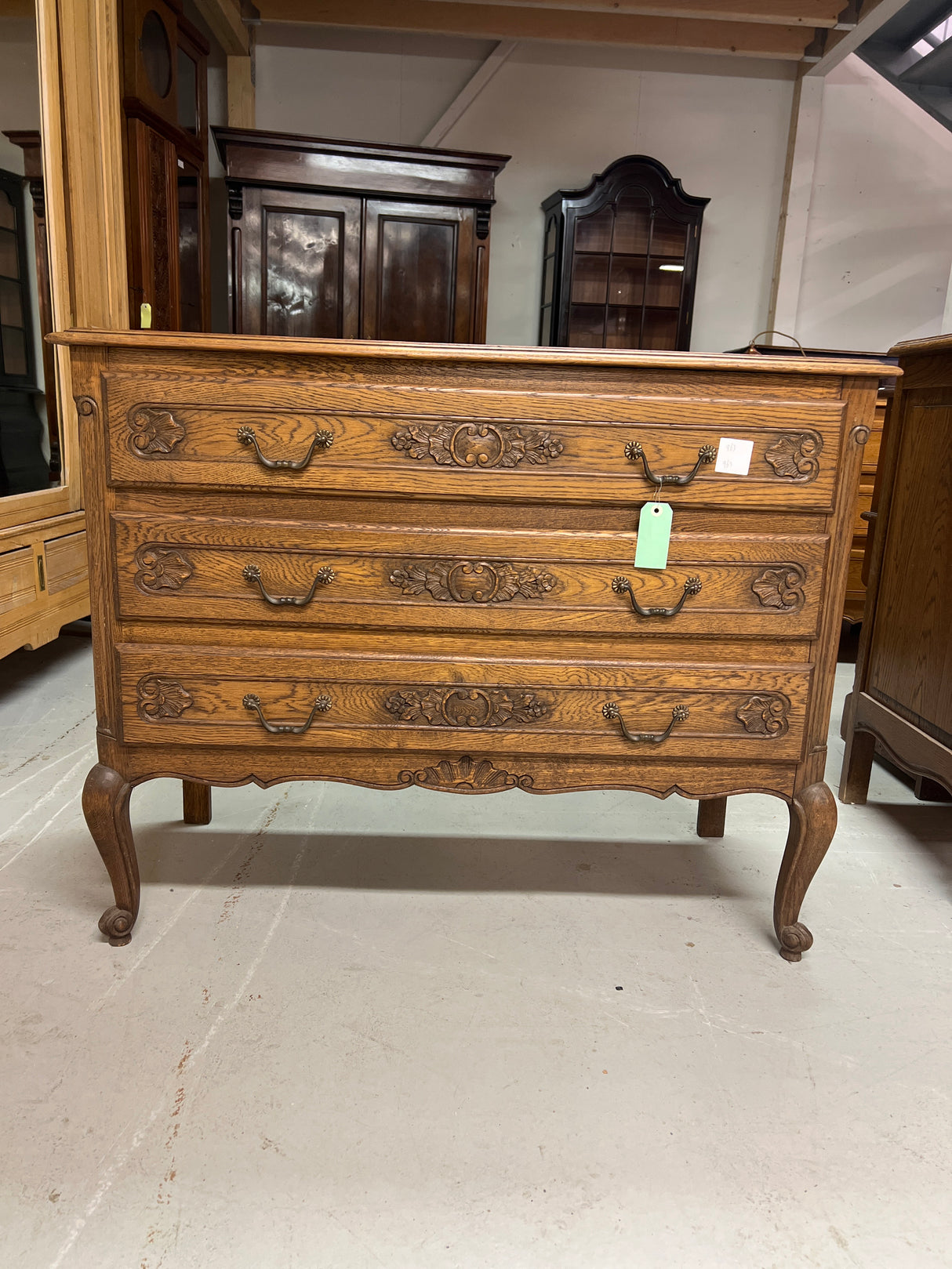 Rococo chest of drawers
