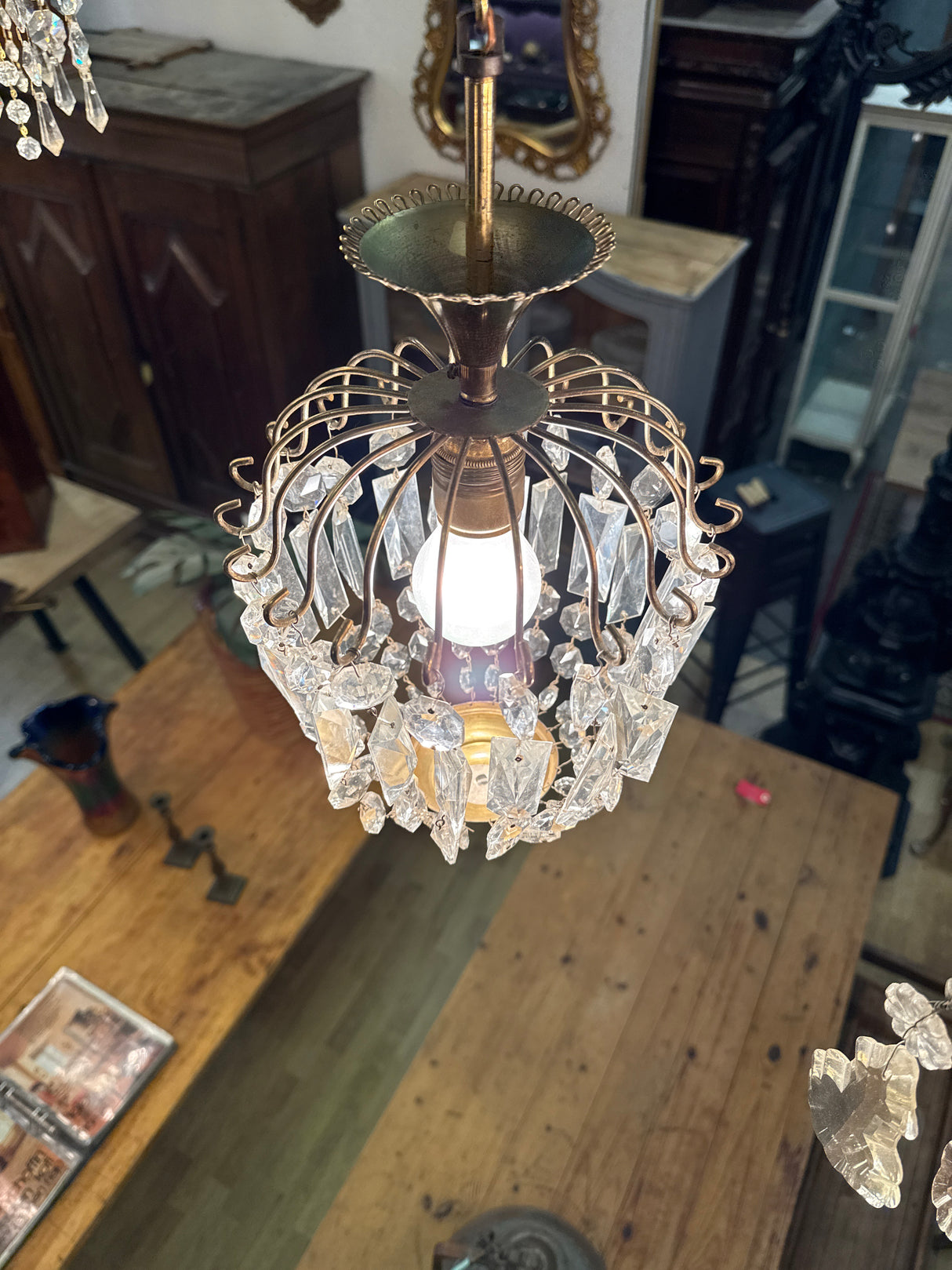 Kaunis ja erikoinen pussikruunu K. 38cm, H.22cm