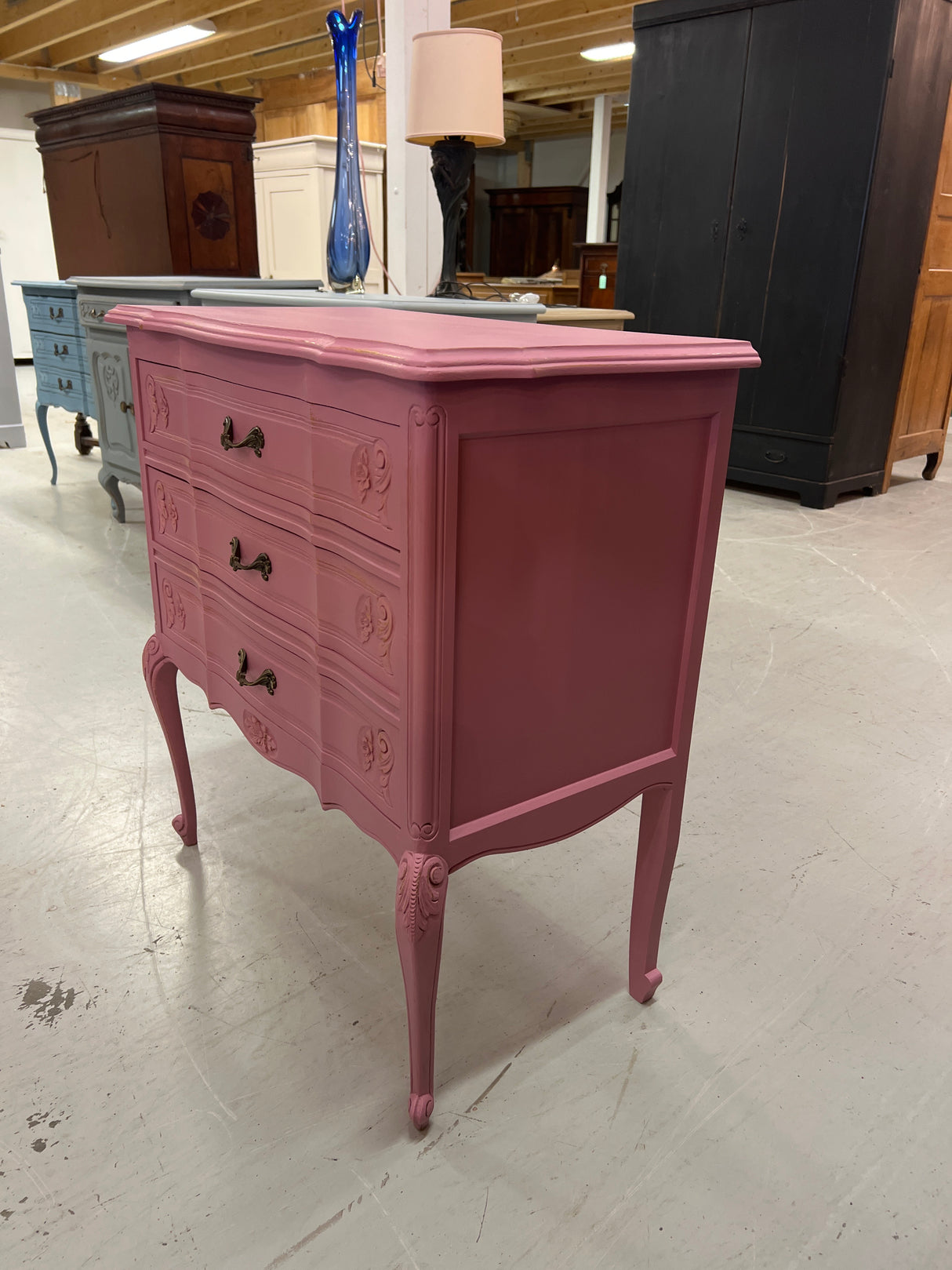 Rococo chest of drawers