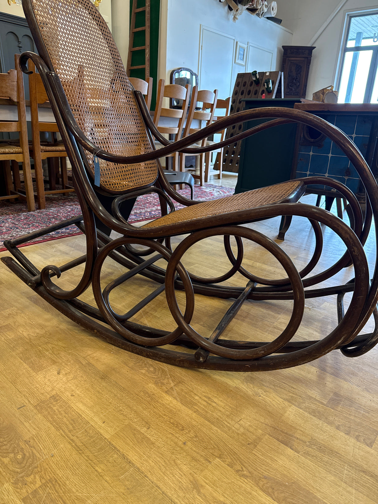 Thonet-keinutuoli