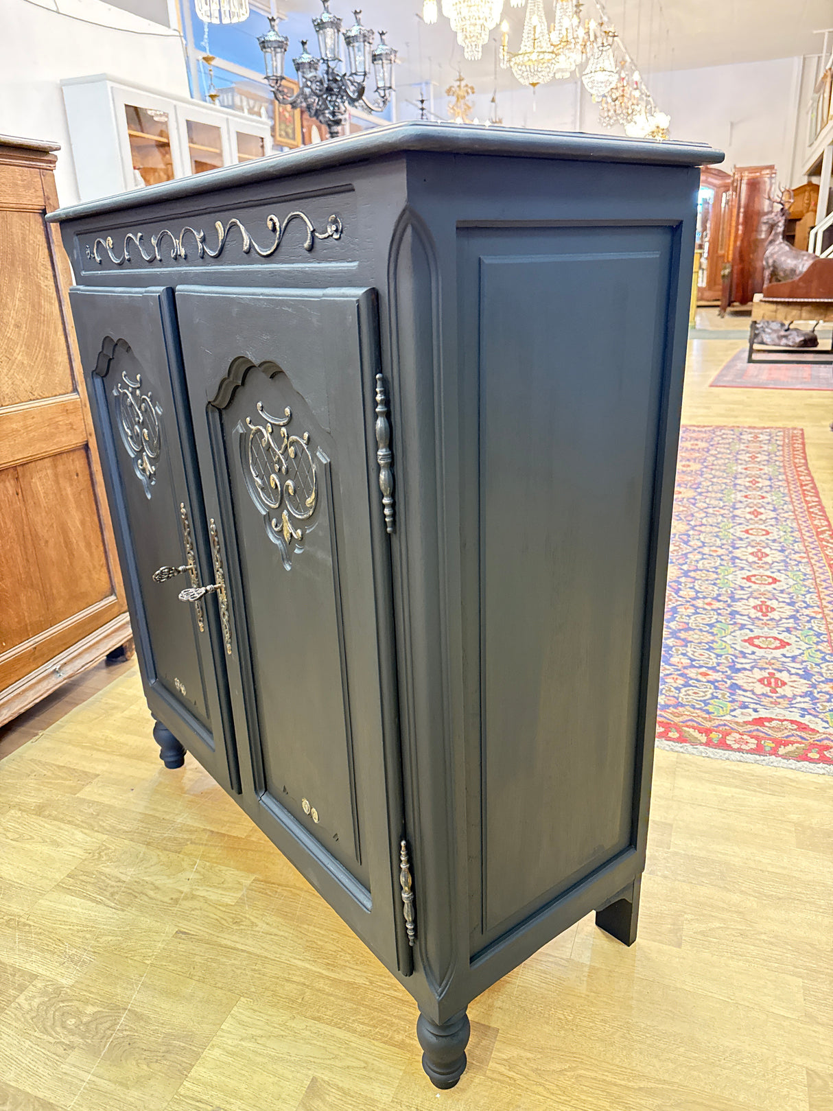 Black small cabinet W.89cm, D.36cm, H.97cm