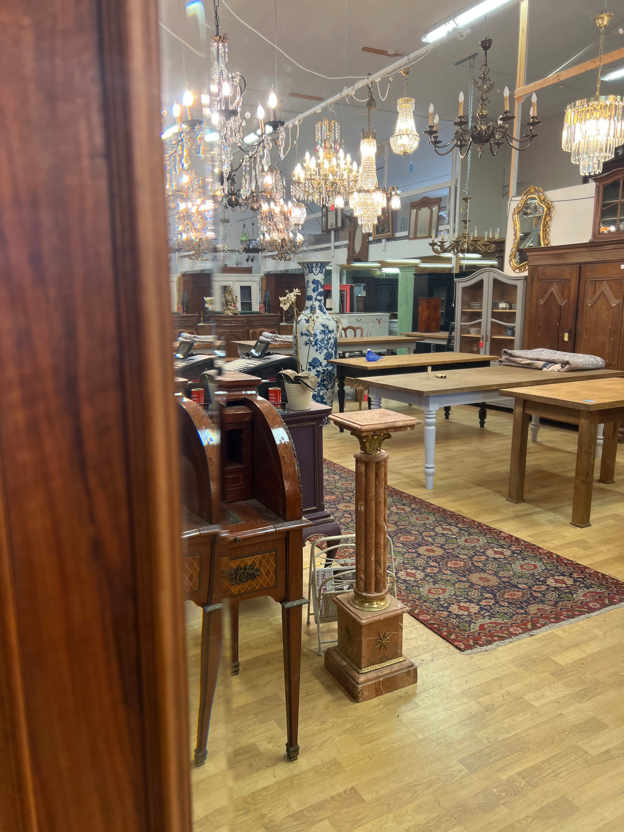 Giant facet-cut mirror with hardwood frame. W. 140cm and H. 241cm