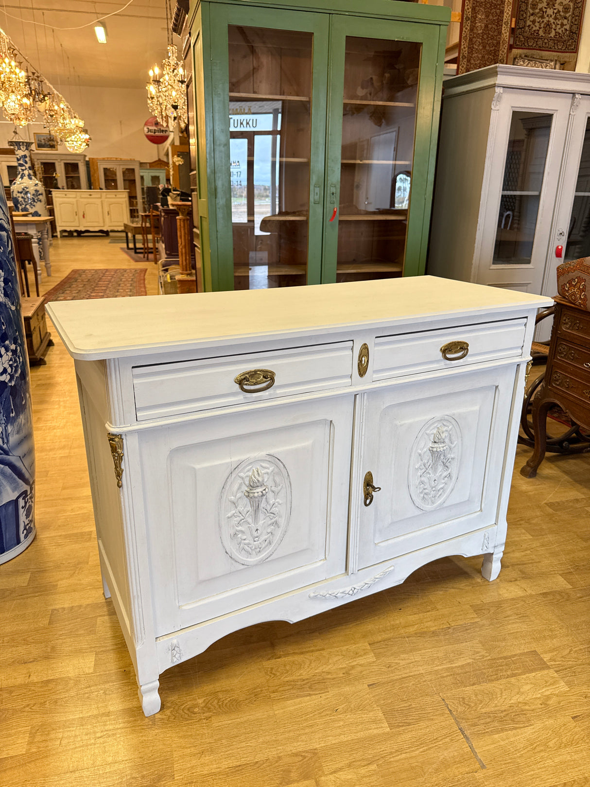 Light gray Art Nouveau sideboard W.120cm, D.50cm, H.87cm