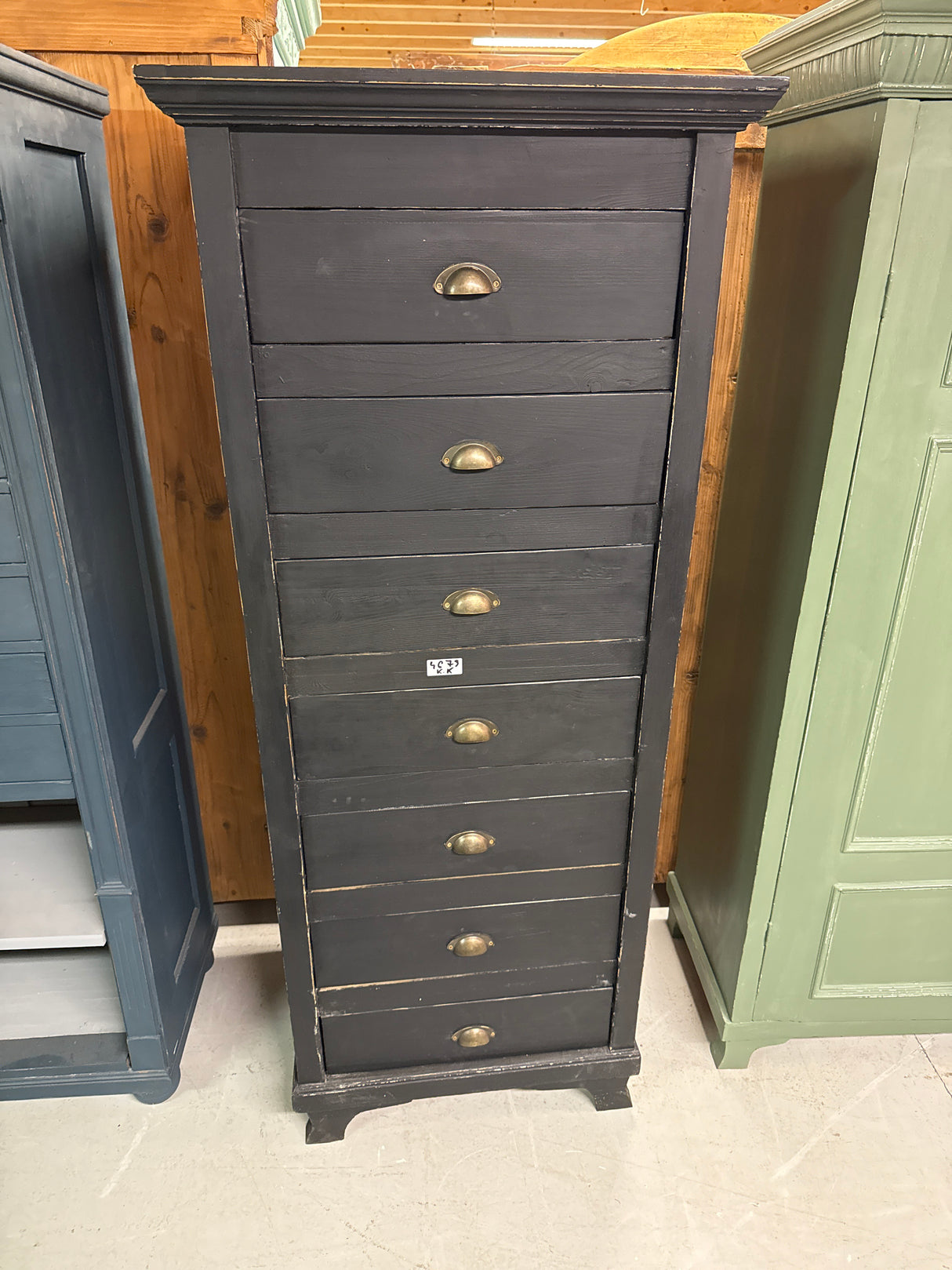 Talonpoikais-vetolaatikkolipasto L.67.5cm, S.53cm, K. 166cm