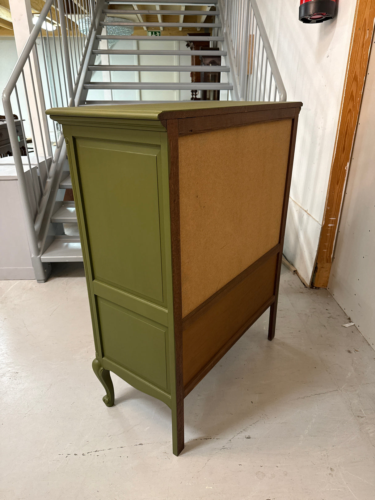 Rokokoo-pikkukaappi L.93.5cm, S.44cm, K.119cm