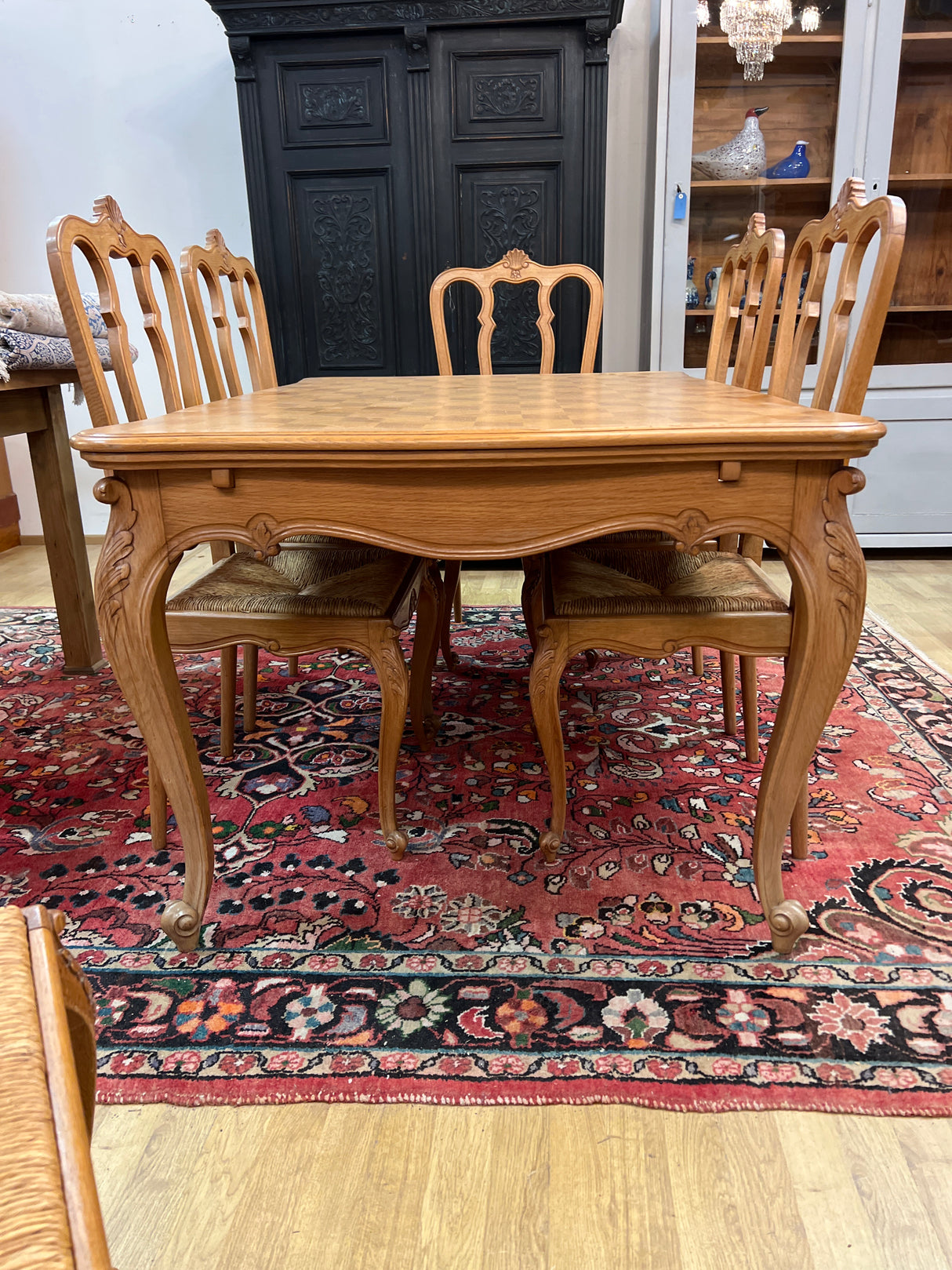 Rokokoo ruokailuryhmä (pöytä + 6 tuolia)