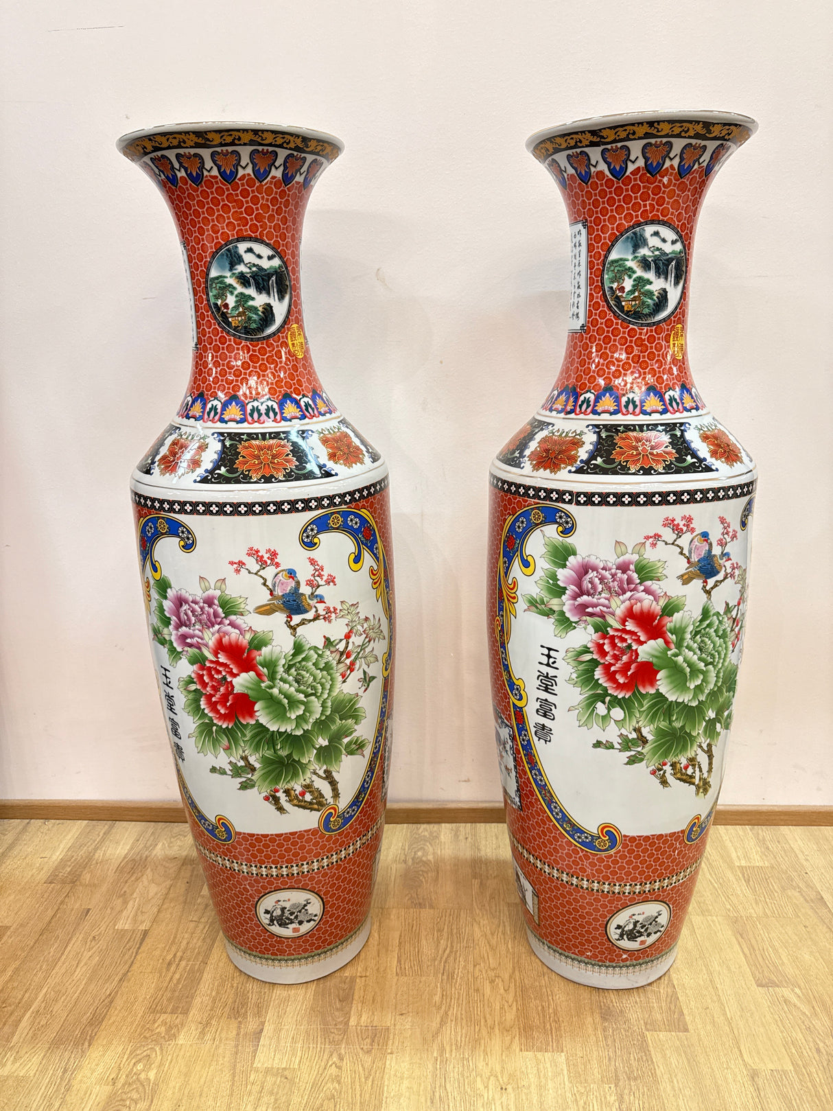 Huikeat suuret kiinalaiset maljat K.126cm, H.38cm