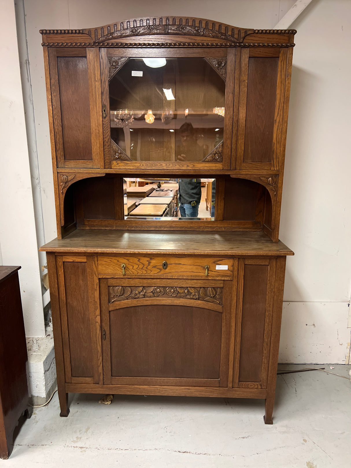 Art Nouveau display cabinet W.125.5cm, D. 50cm and H. 209cm