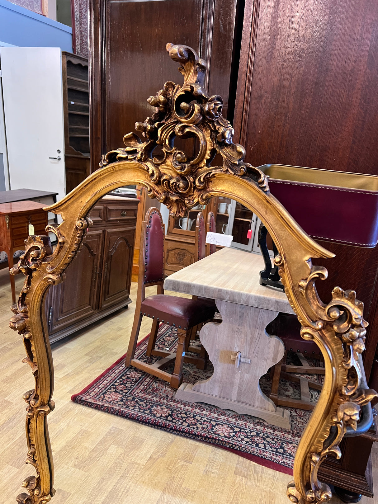 Gorgeous Rococo mirror W. 109cm and H. 150cm