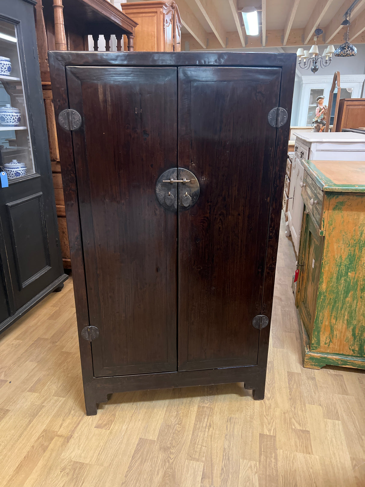 Wonderful, authentic Chinese cabinet W. 76cm, D. 43cm and H. 136cm