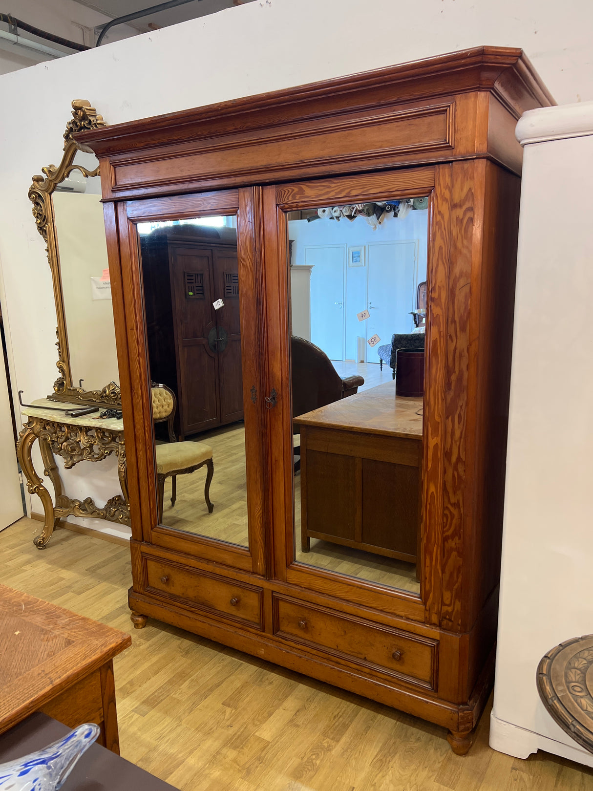 Wardrobe W.165cm, D. 65cm and H.204.5cm