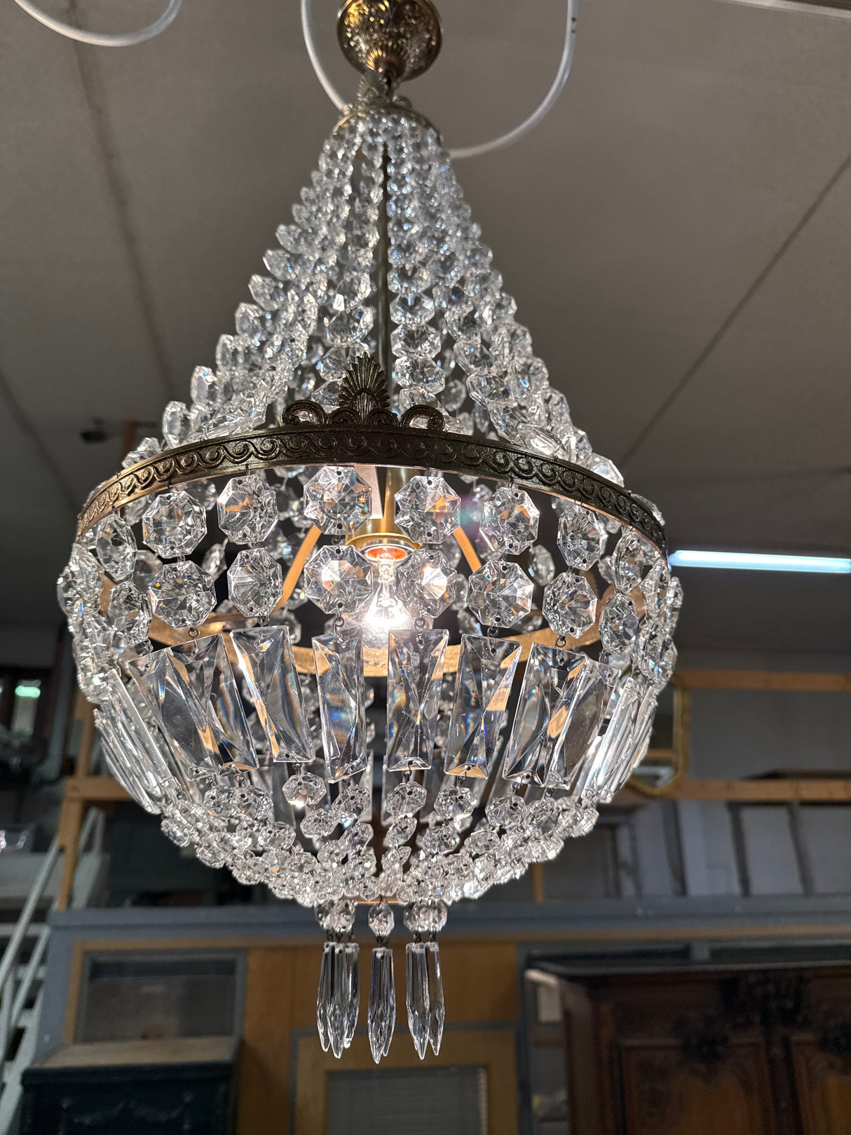 Kaunis empire-pussikruunu K.64cm, H.35cm