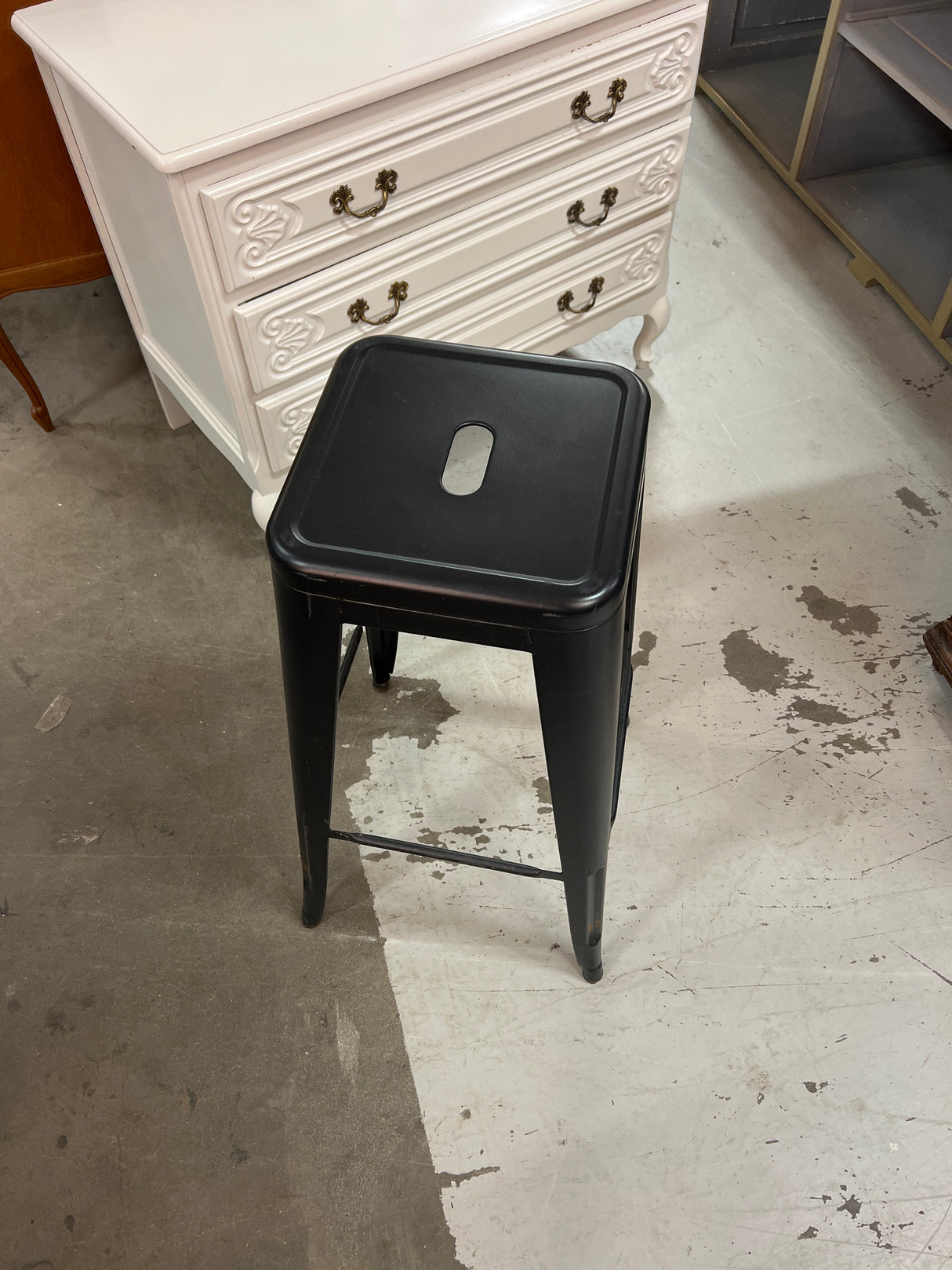 Metallinen baarijakkara L, 43cm x 43cm K.77cm