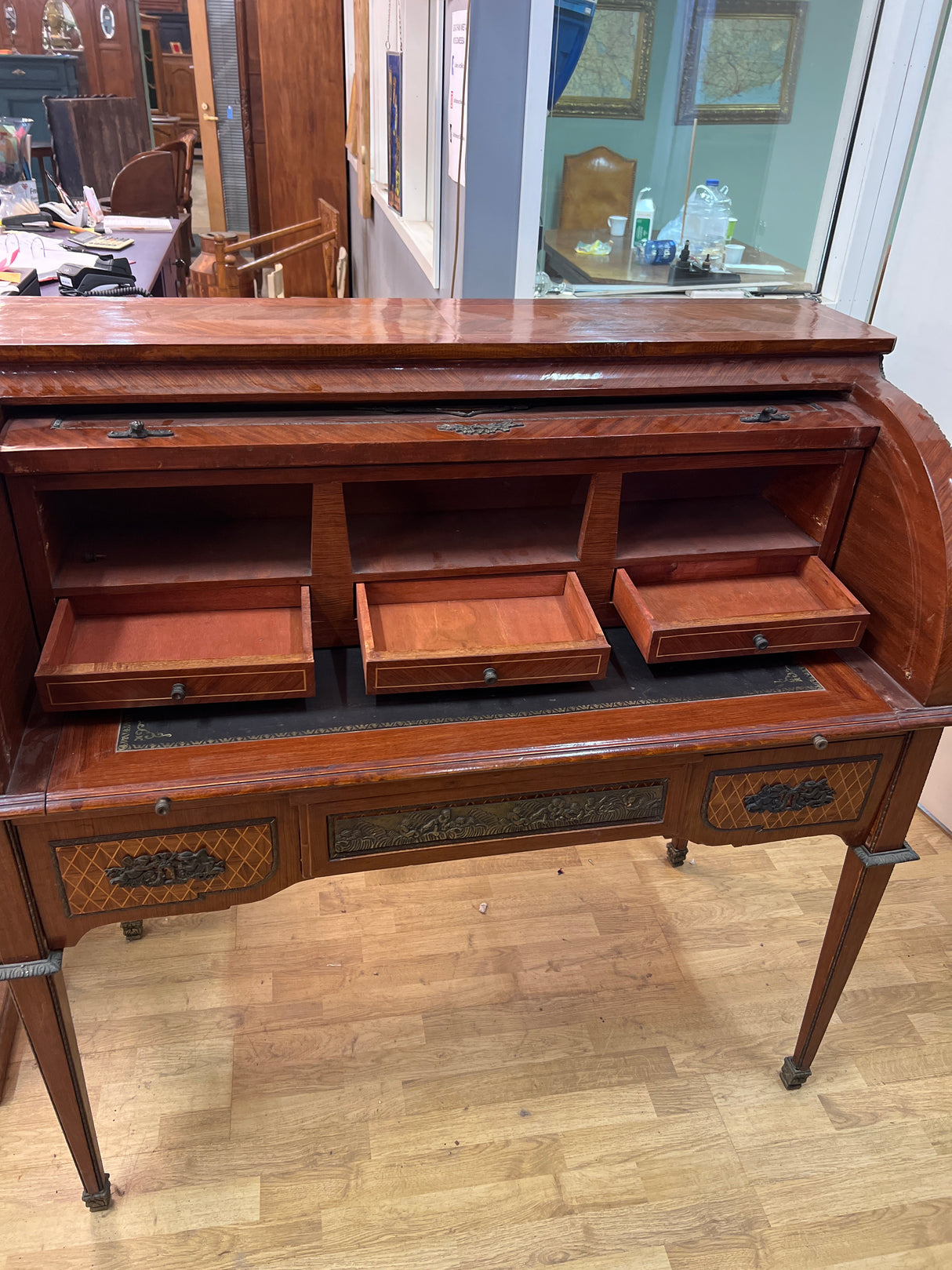 Italian writing desk, W. 122.5cm, D. 61cm, H. 118cm