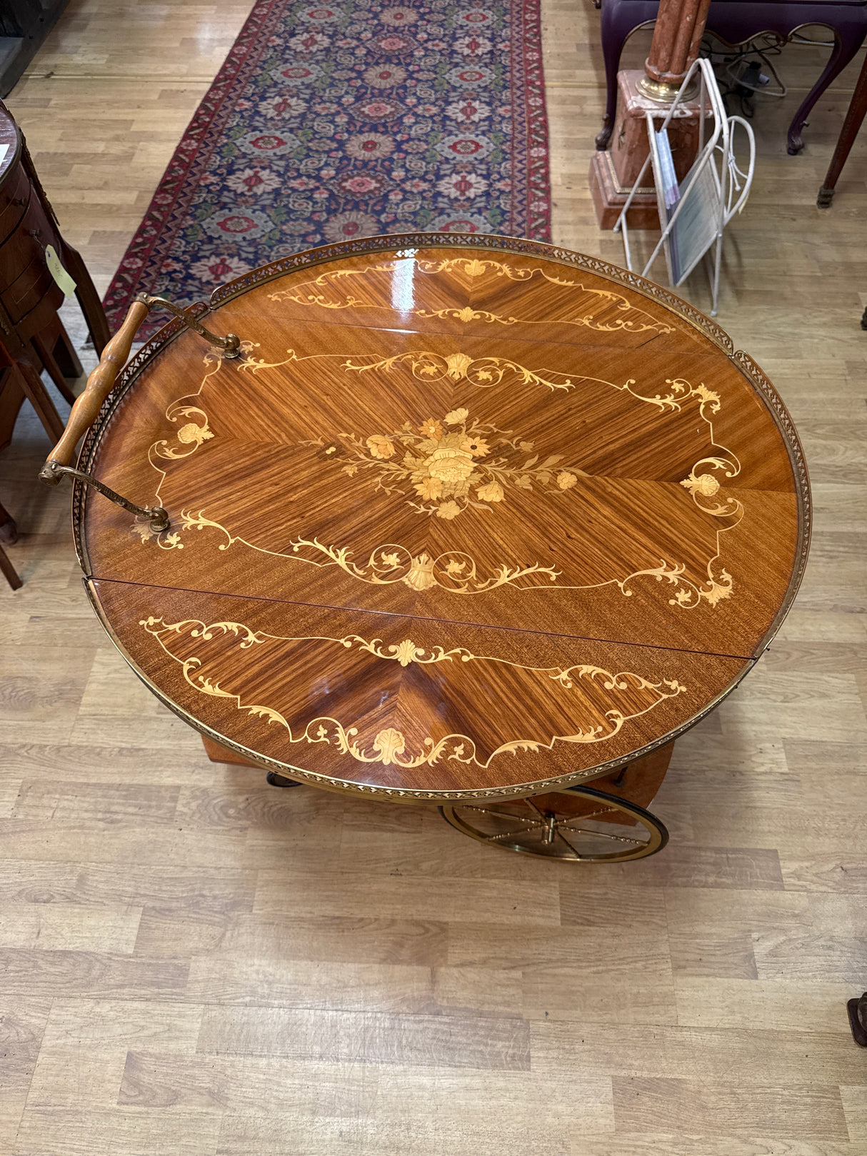 Gorgeous Italian serving trolley