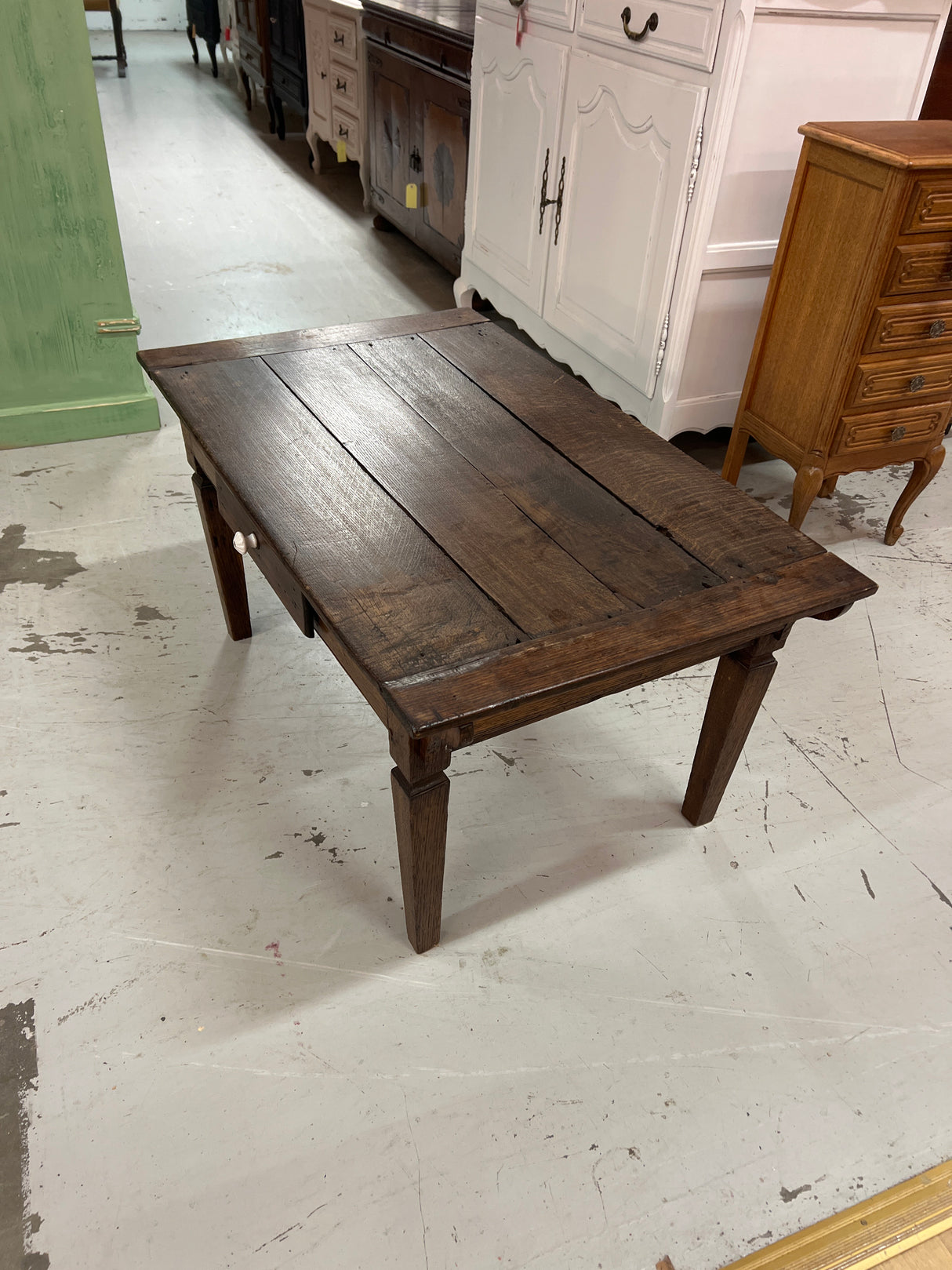 Sohvapöytä laatikolla L. 99,5cm, S. 61cm ja K. 50cm