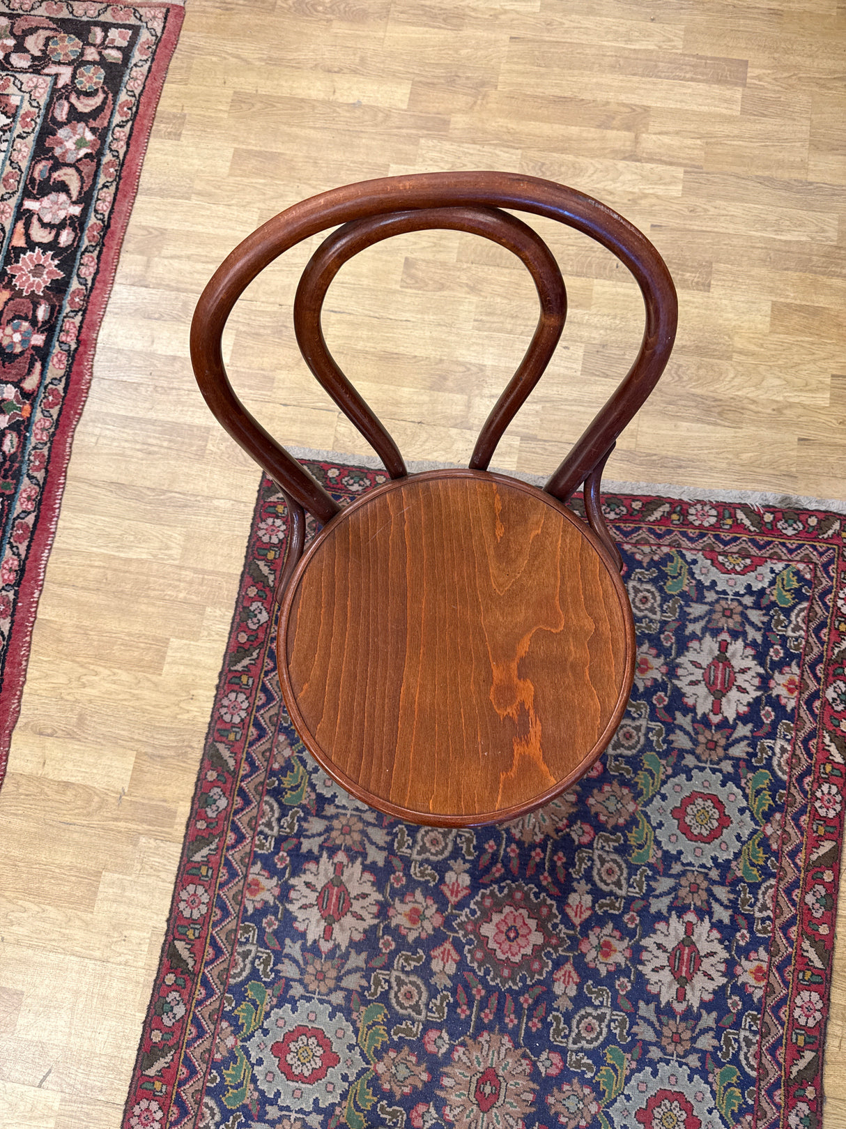 Thonet-tuoli L.41cm,S.49cm, istuinkorkeus 47cm